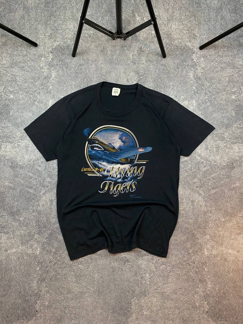 Vintage Vintage 90s Flying Tigers American Airplane Sky War T-Shirt Size US L / EU 52-54 / 3 - 1 Thumbnail