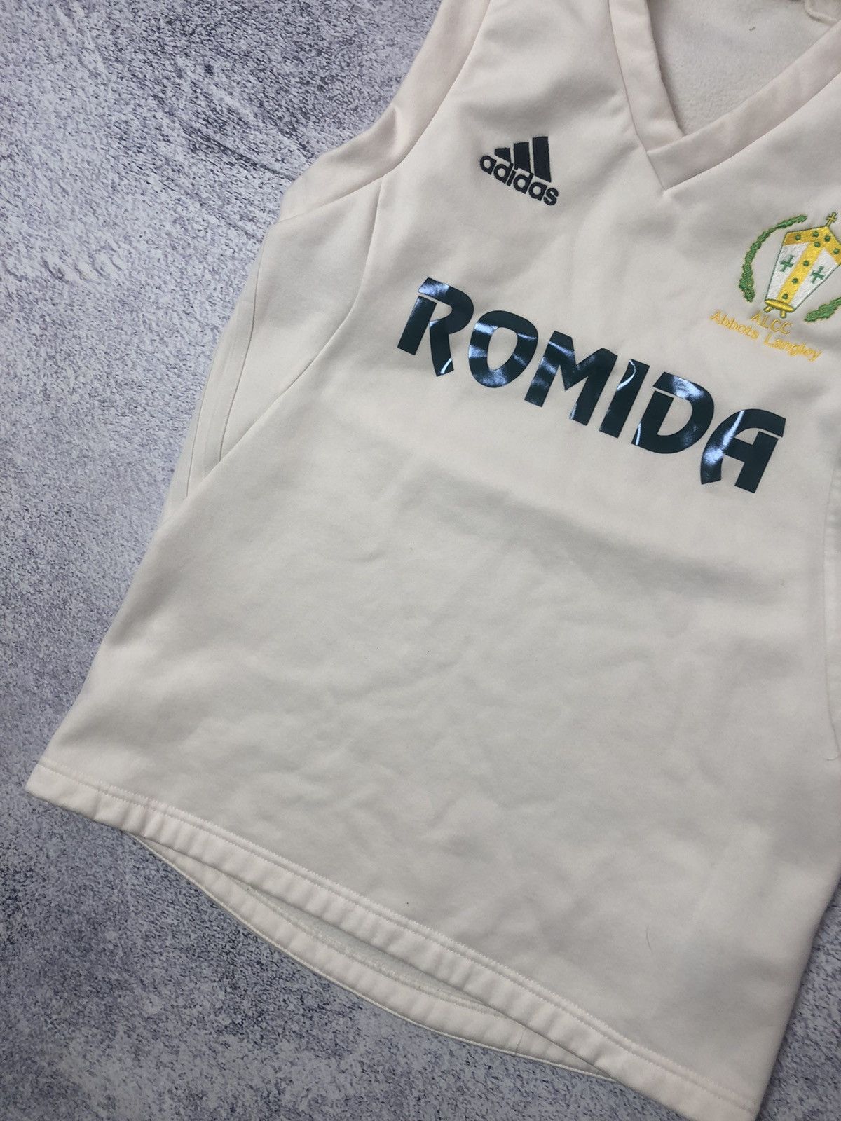 Vintage Vintage soccer men’s adidas 2015 y2k size S casual ykk Size US S / EU 44-46 / 1 - 2 Thumbnail