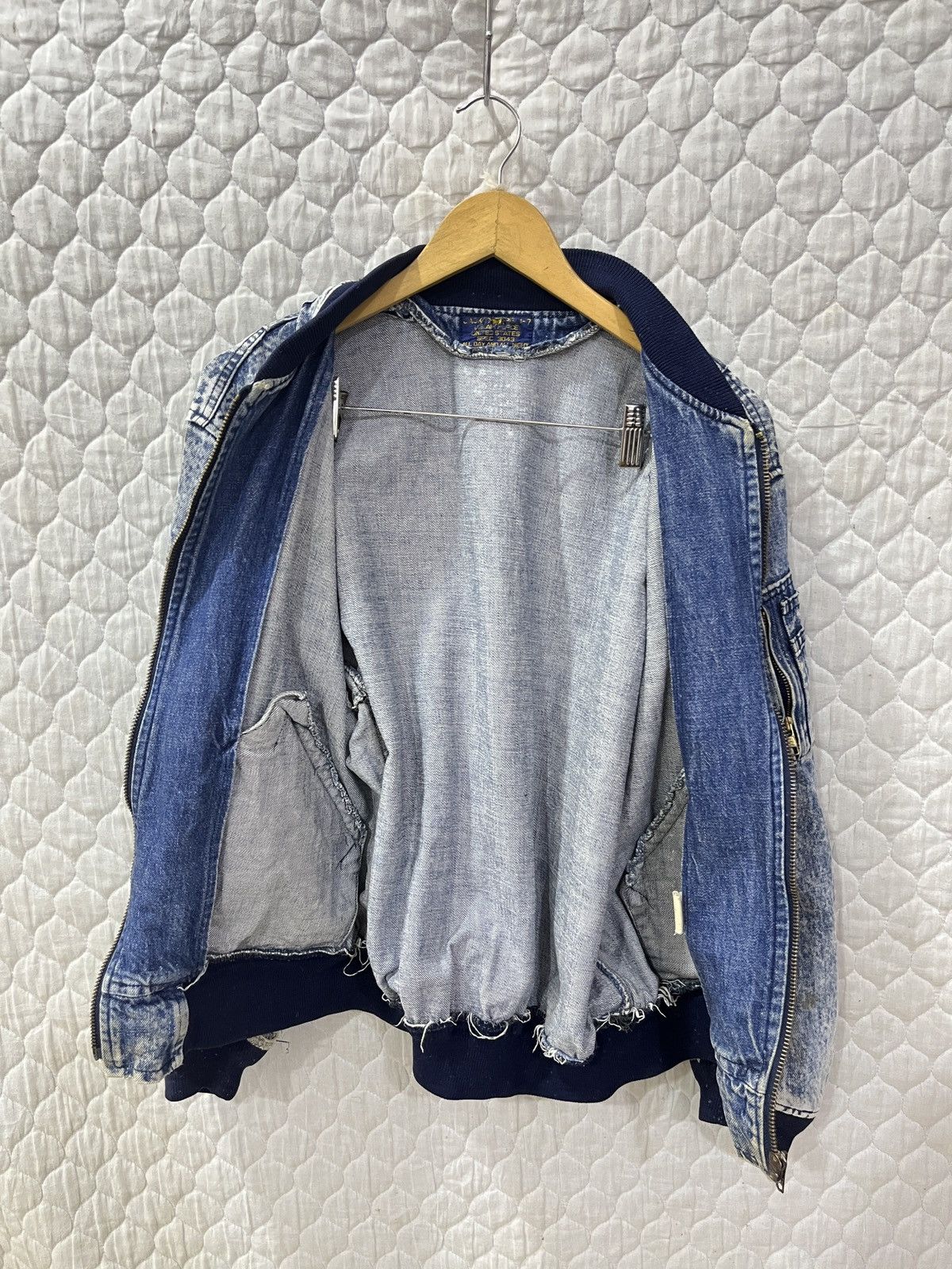Other 🔥🔥🔥STEALS US AIR FORCES DENIM BOMBER JACKET Size US M / EU 48-50 / 2 - 7 Thumbnail
