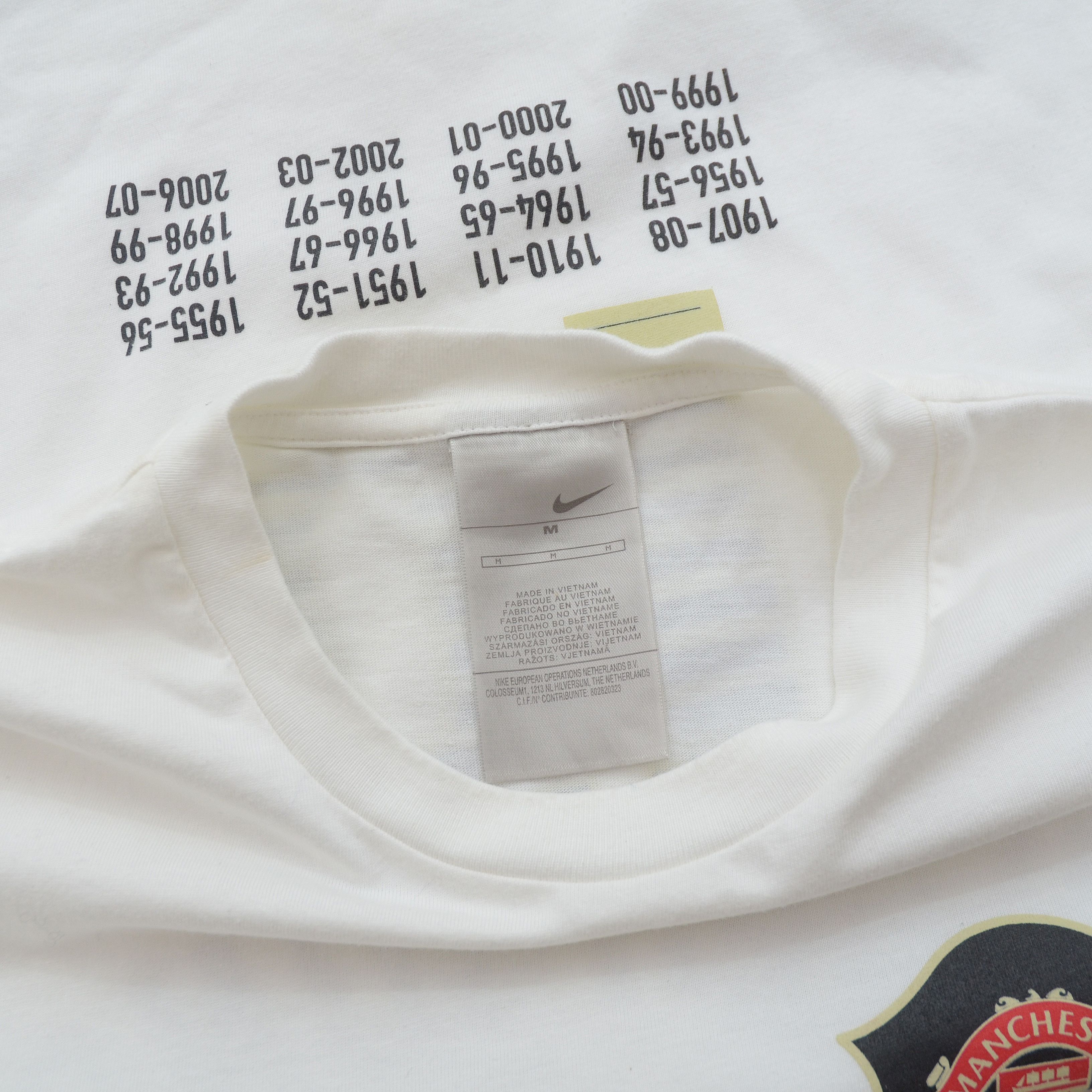 Nike NIKE T-shirt Manchester United 06/07 We Are The Champions Size US M / EU 48-50 / 2 - 6 Thumbnail