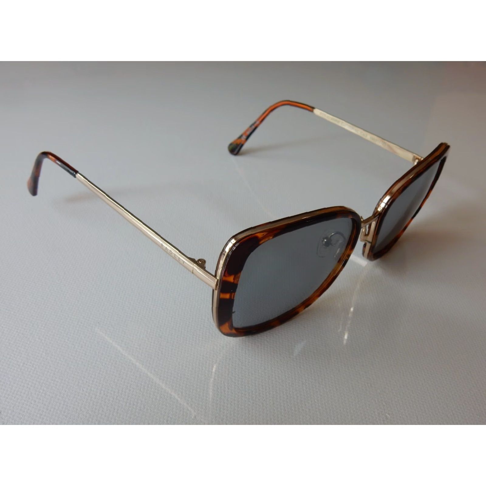 Vintage Radley Sunglasses FRAMES ONLY Elianne Brown Frames Sunglasses Women Vintage Seal Size ONE SIZE - 2 Thumbnail
