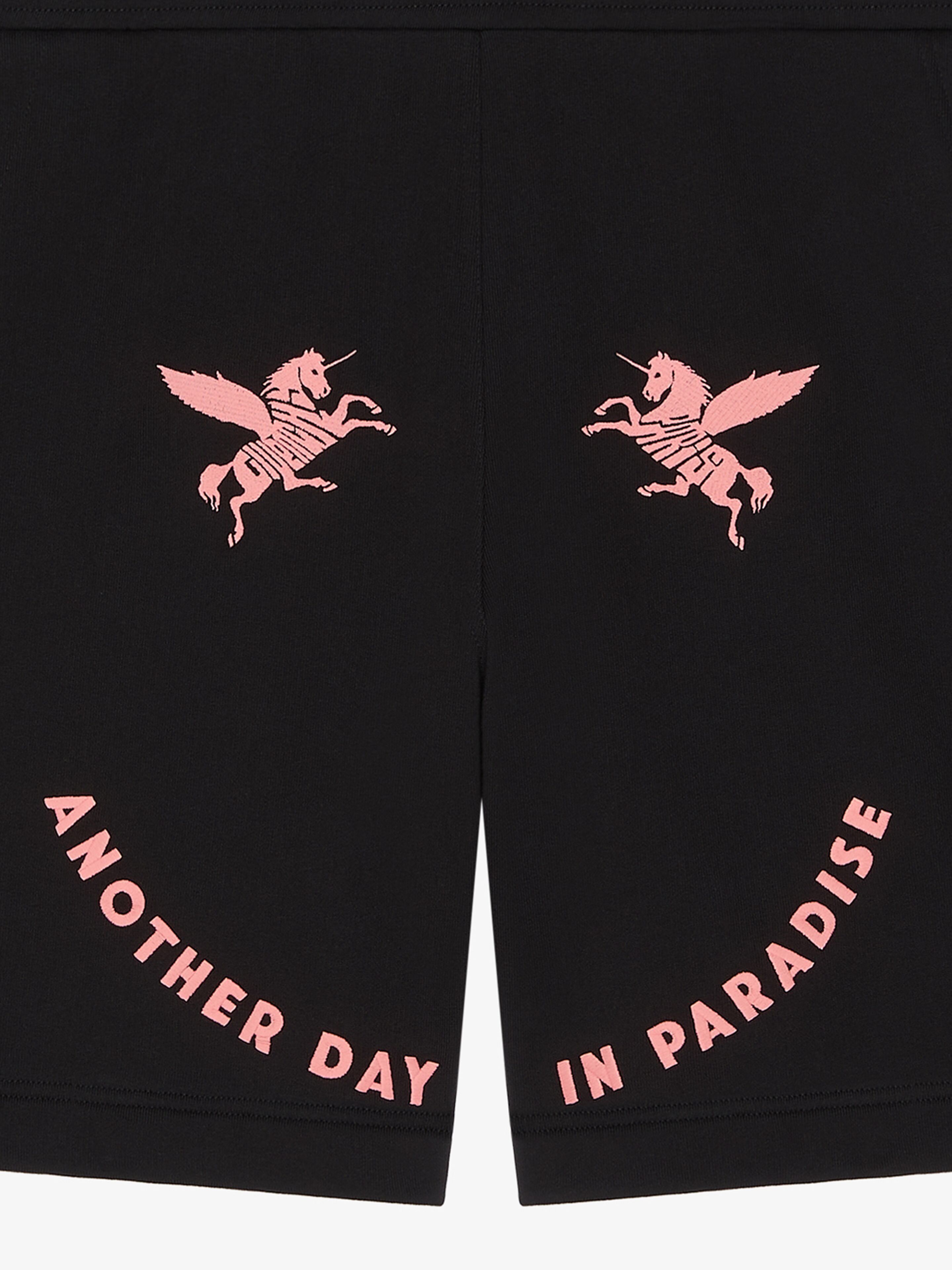 Givenchy o1n1vont0326 Bermuda Shorts in Black Size US 30 / EU 46 - 4 Thumbnail
