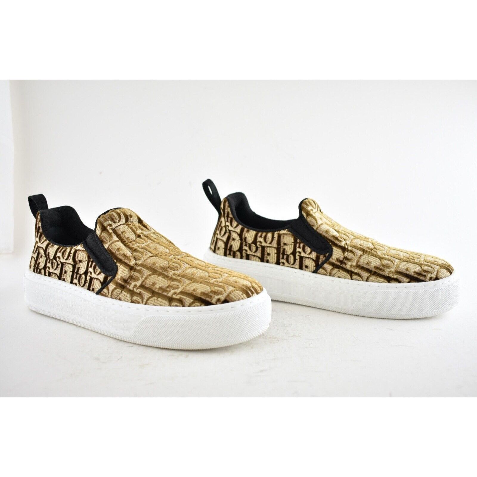 Dior Solar Oblique Logo White Flat Skate Slip On Low Sneaker 36 Size US 6 / IT 36 - 2 Thumbnail