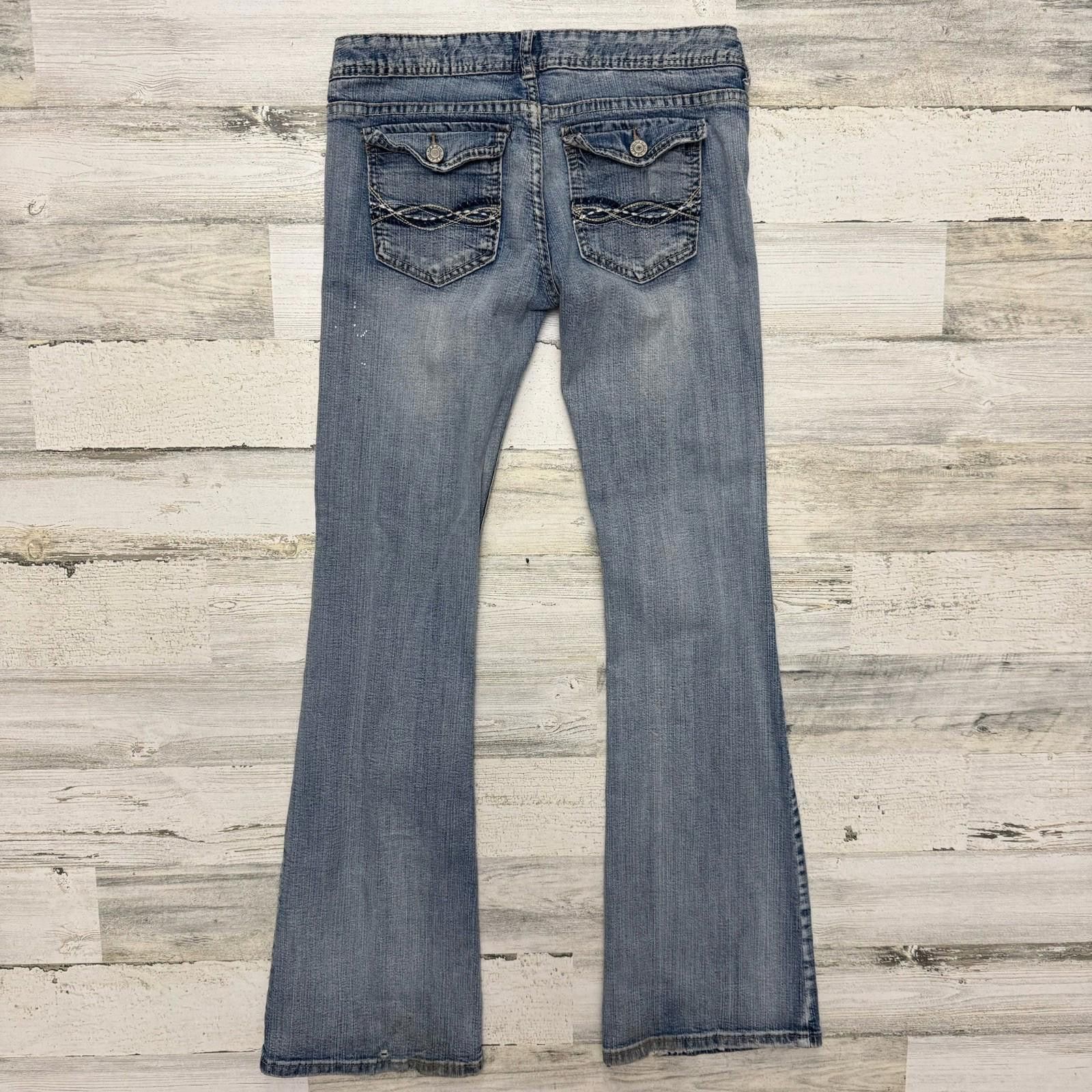 rue21 Low Rise Flared Rue 21 Y2k Embellished Jeans 3/4 Size 27" / US 4 / IT 40 - 3 Thumbnail