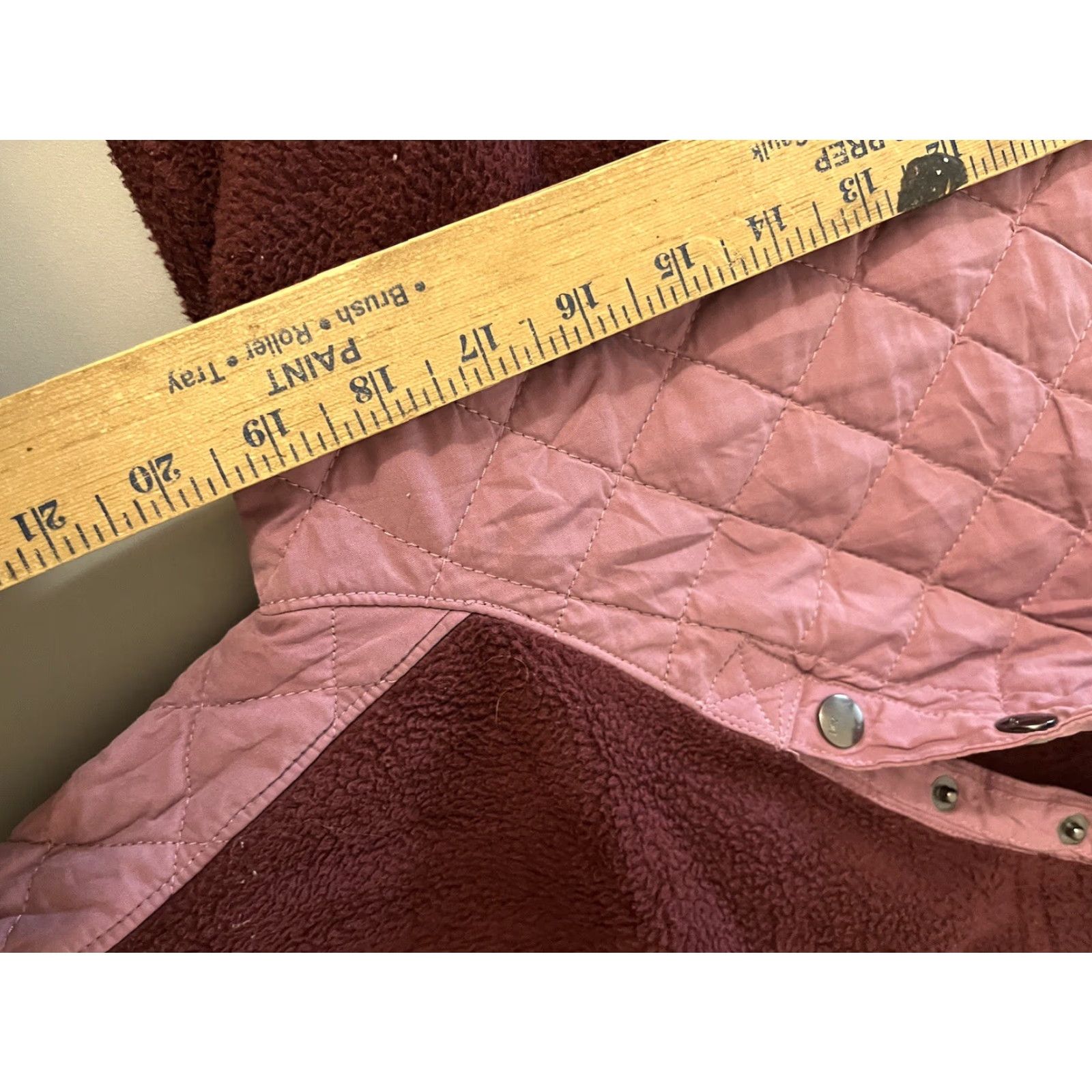 Abercrombie & Fitch ABERCROMBIE & FITCH Asymmetrical Snap Up Quilted Fleece Pullover Burgundy/Pink M Size M / US 6-8 / IT 42-44 - 5 Thumbnail