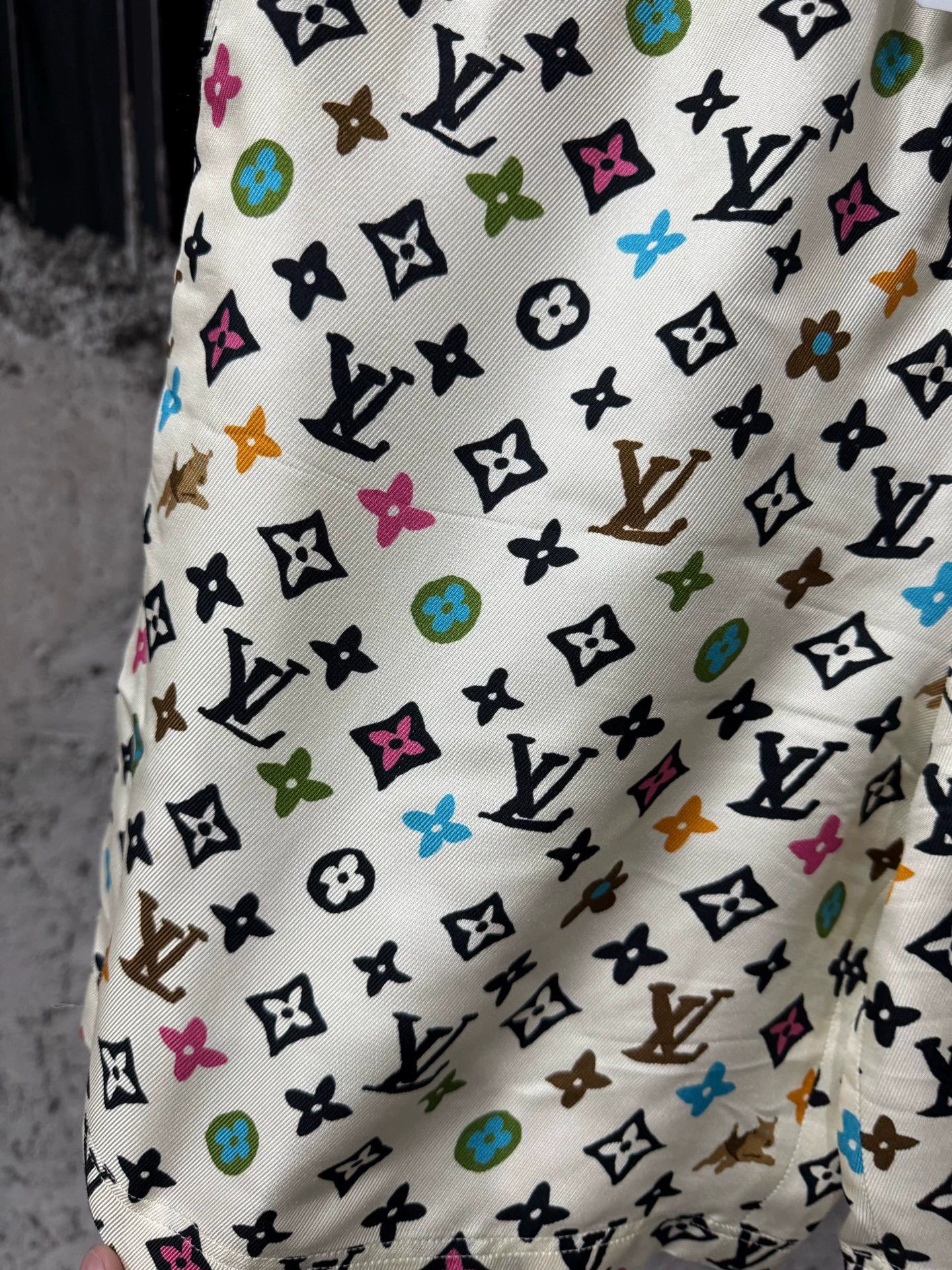 Louis Vuitton Louis Vuitton x Pharrell Tyler Silk Shorts Size 44 Size US 28 / EU 44 - 6 Thumbnail
