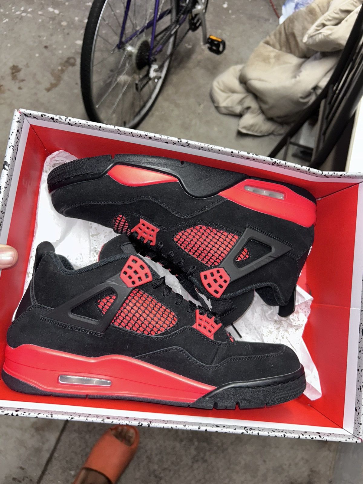 Jordan Brand Jordan 4 Retro Mid Red Thunder Size US 11 / EU 44 - 8 Thumbnail