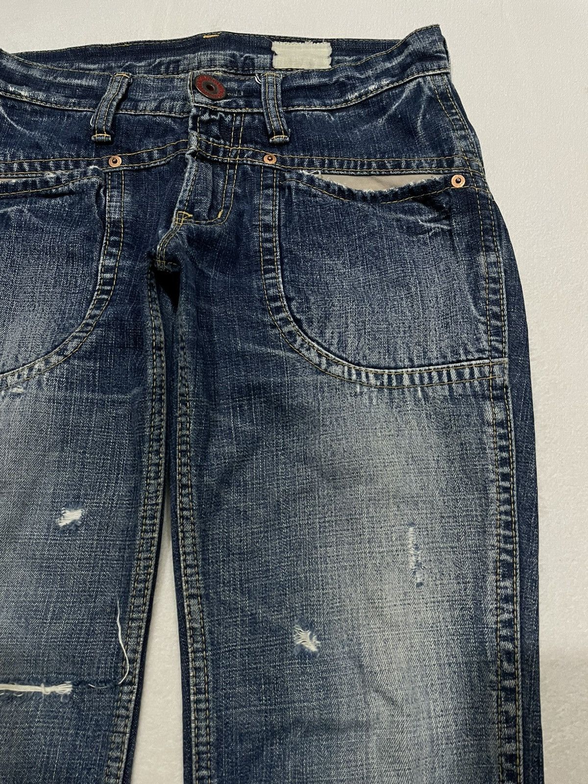 Japanese Brand Vintage Japanese Brand Straight Cut Distressed Faded Jeans Size US 30 / EU 46 - 4 Thumbnail