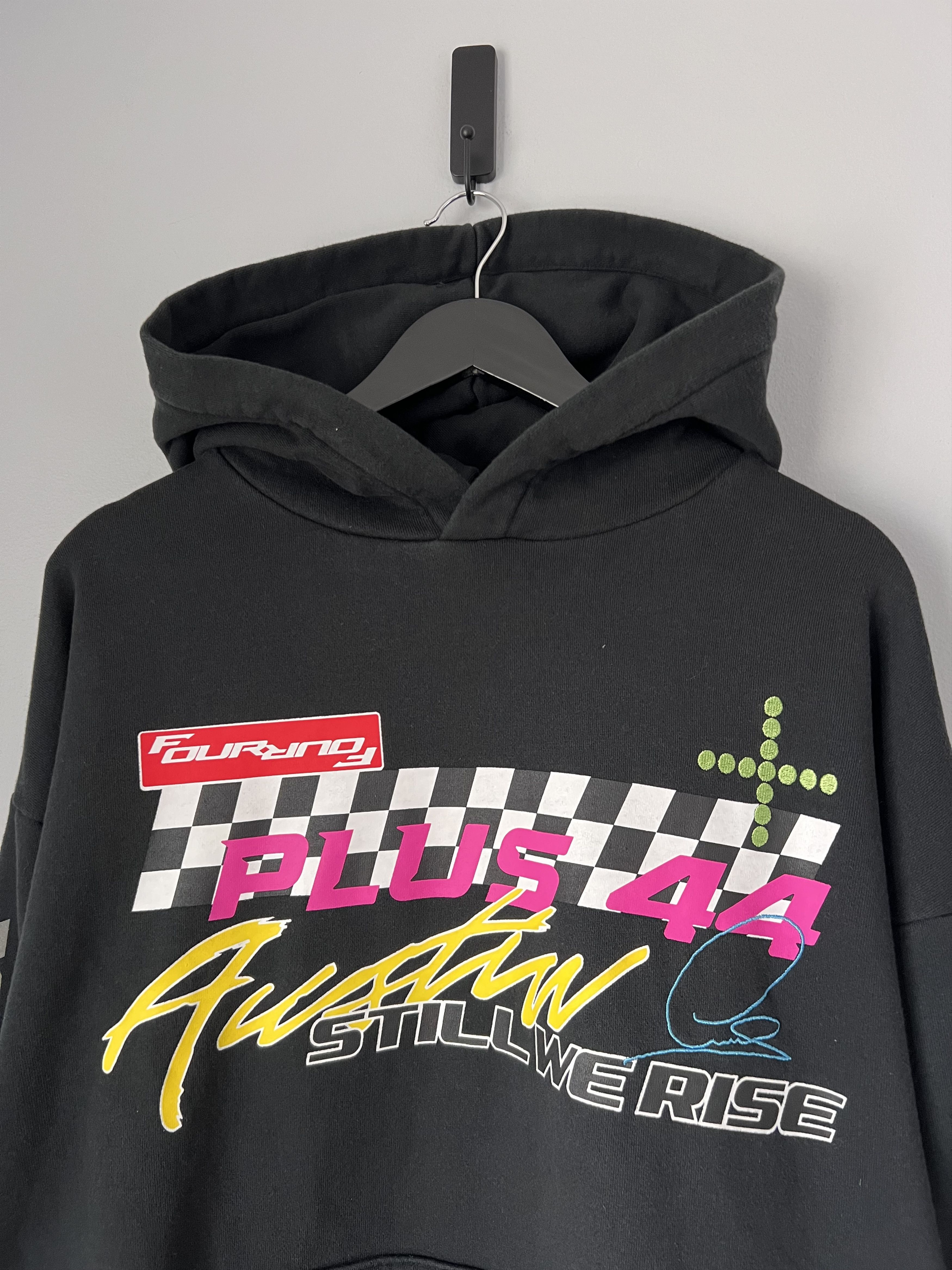 +44 +44 Lewis Hamilton Vintage Austin Pullover Hoodie in Black Size US XL / EU 56 / 4 - 2 Thumbnail