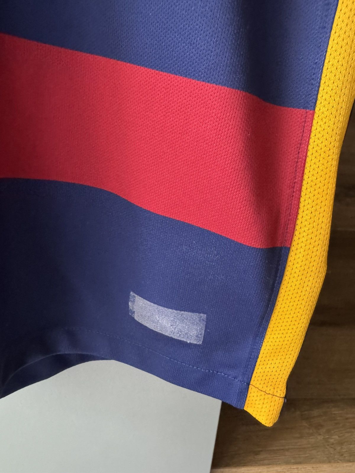 Nike Nike Barcelona 2015/16 Home Jersey (Messi) Size US M / EU 48-50 / 2 - 5 Thumbnail