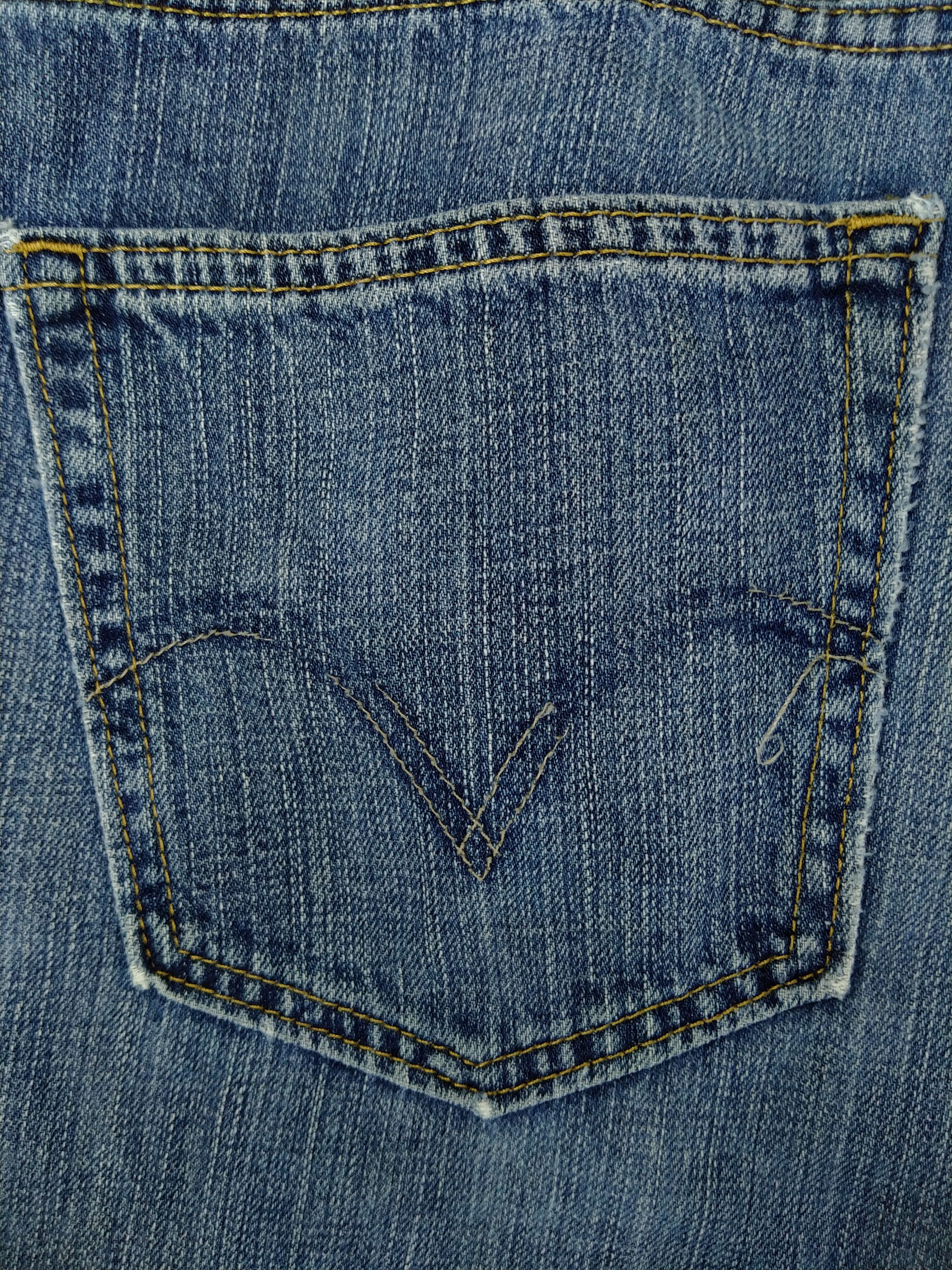 Levi's Distressed Vintage Levi's 559 Relaxed 39x32 Denim -JN327 Size US 39 - 14 Thumbnail