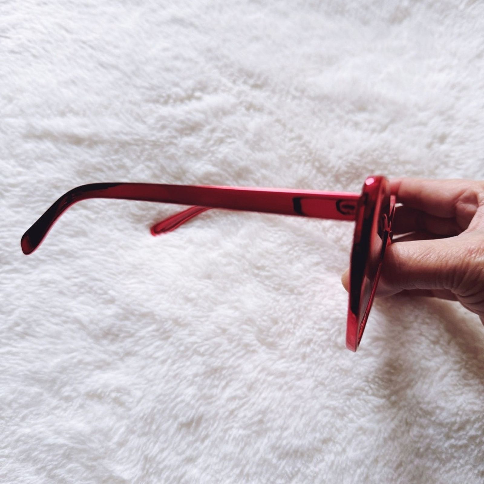 Other Addison Red Heart-Shaped Sunglasses Size ONE SIZE - 5 Thumbnail