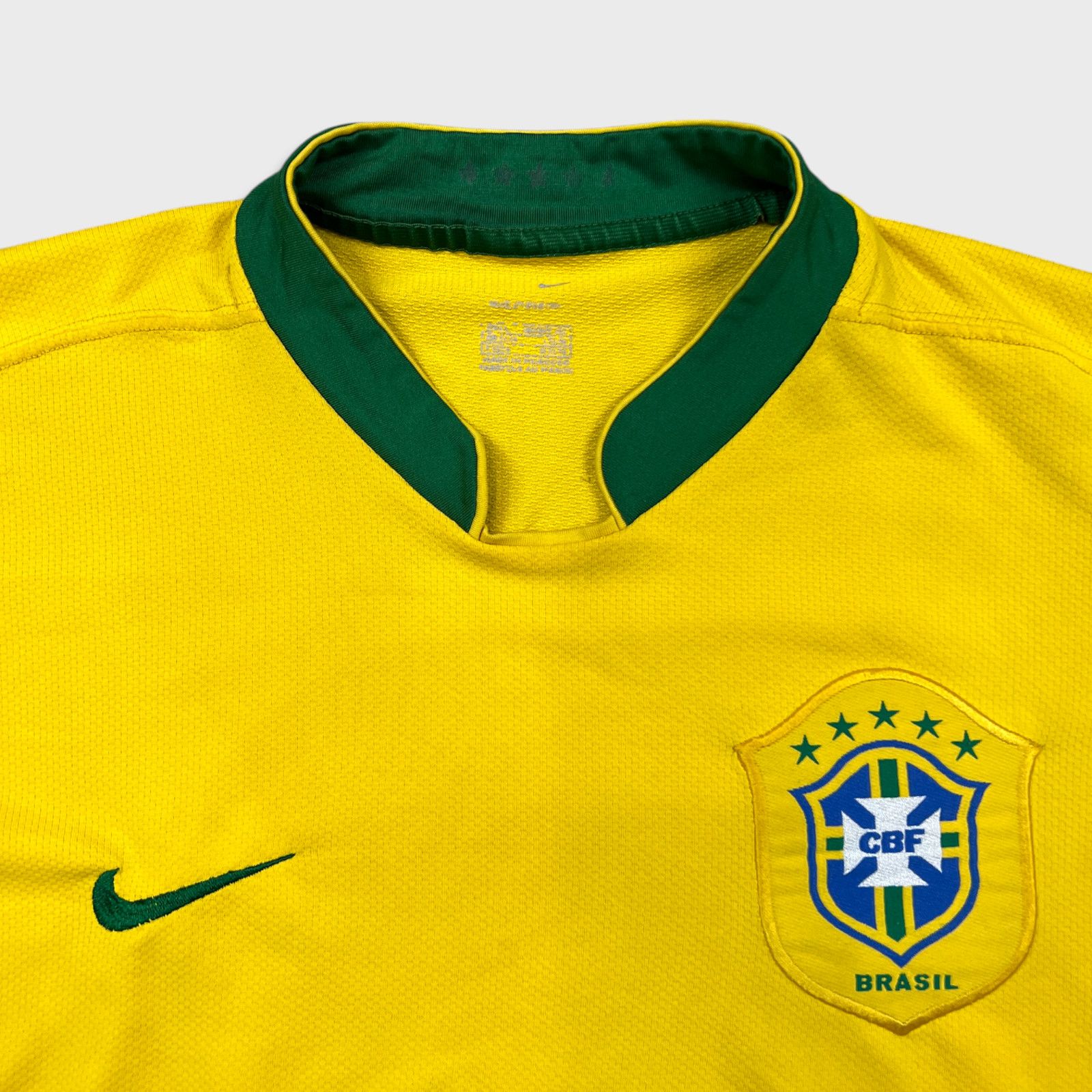 Nike VTG 2006 Nike Ronaldinho Brazil Soccer Jersey Large FIFA Cup Size US L / EU 52-54 / 3 - 7 Thumbnail