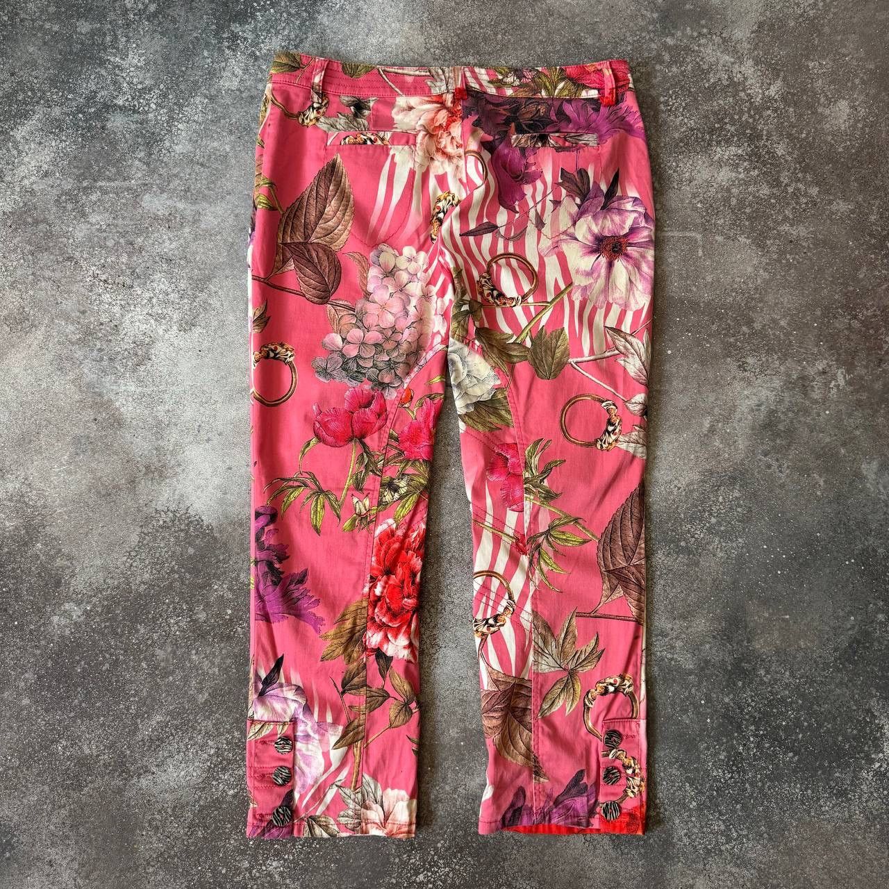 Roberto Cavalli Roberto Cavalli Multicolour Floral Y2K Capri Pants Size 28" / US 6 / IT 42 - 2 Thumbnail