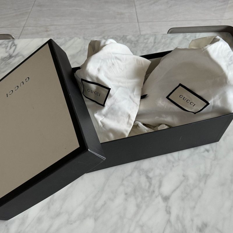 Gucci Gucci Stylish White Sneakers with Lace Detail -2508 Size US 5.5 / EU 38 - 6 Thumbnail