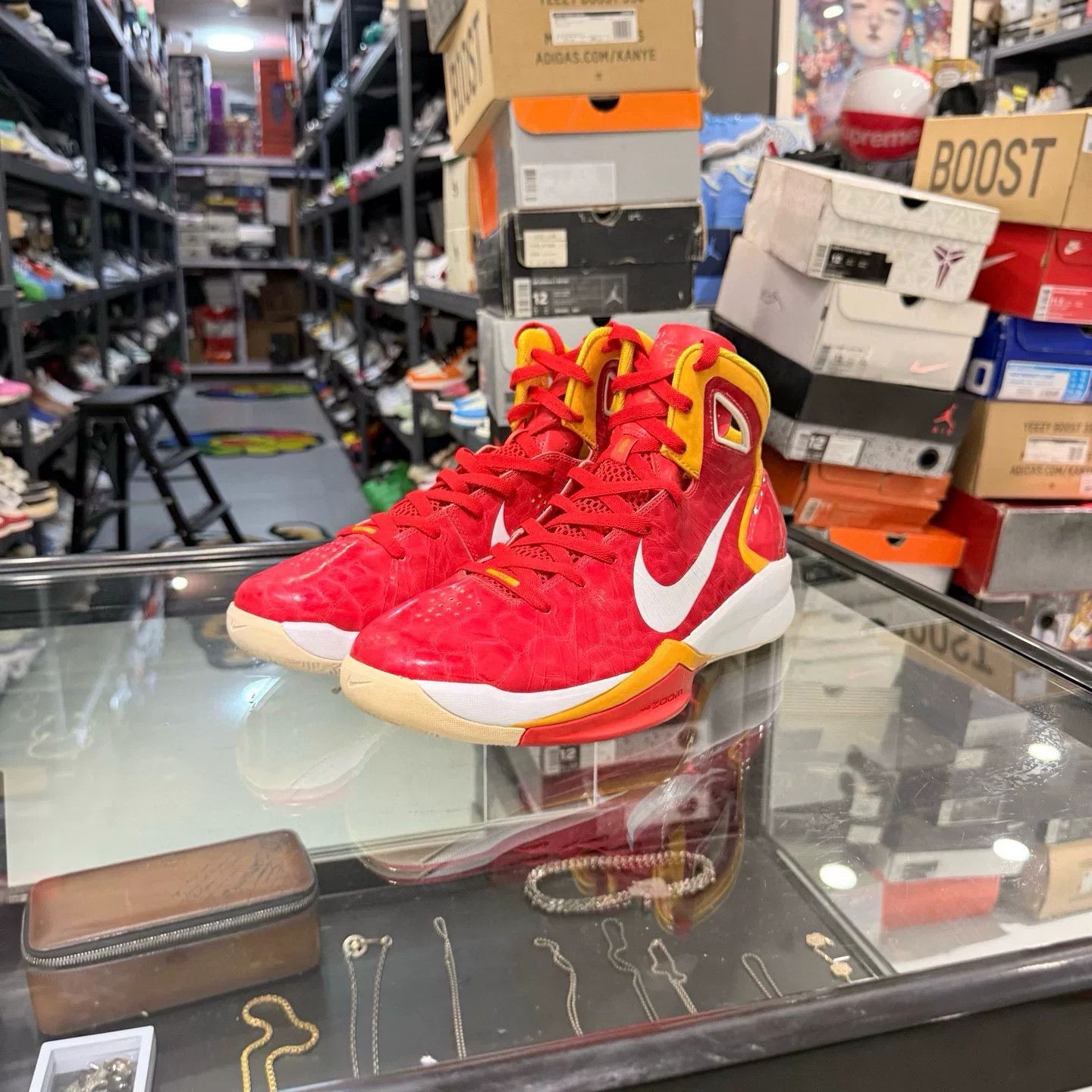 Nike Nike Red Lowtop Sneakers 12 Men Size US 12 / EU 45 - 1 Thumbnail