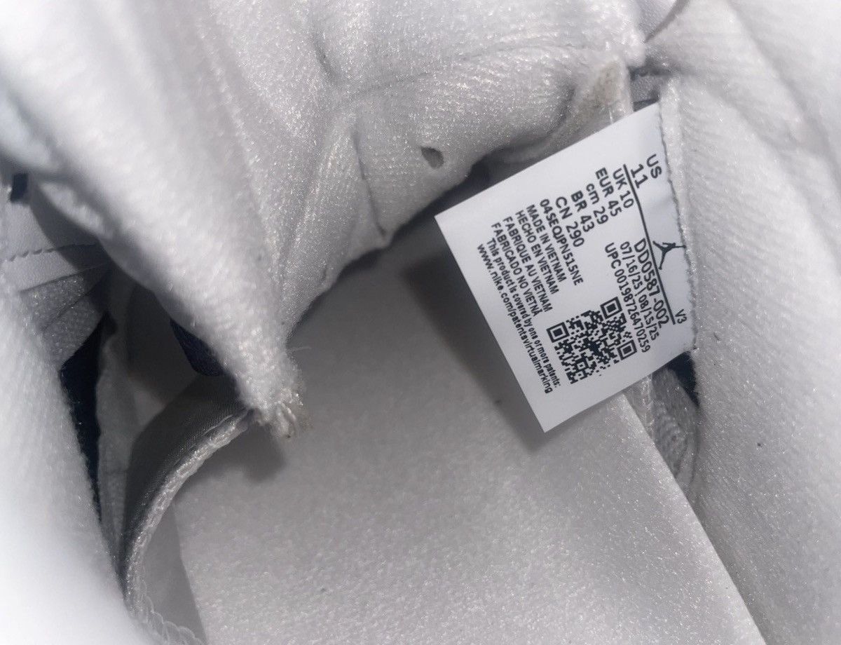 Jordan Brand Jordan 5 - wolf grey Size US 11 / EU 44 - 9 Thumbnail