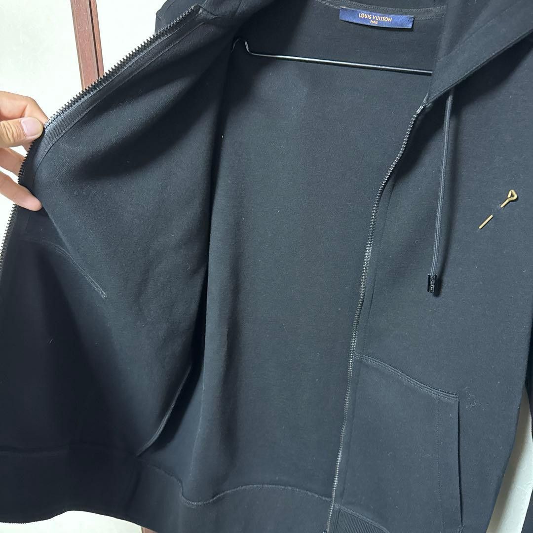 Louis Vuitton Louis Vuitton 2021 Double-Face Travel Hoodie Zip Parka Size US M / EU 48-50 / 2 - 4 Thumbnail