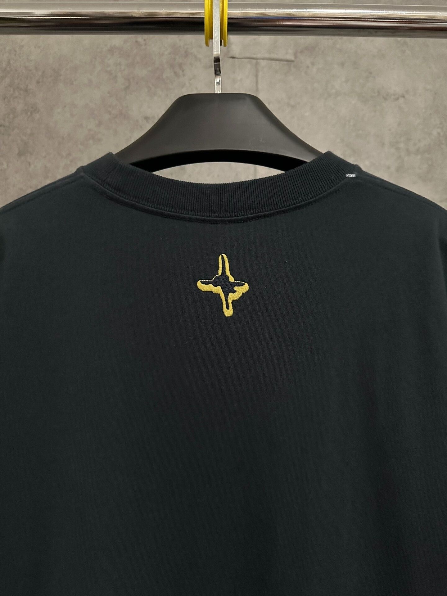 Dior DIOR Collaborative Embroidered Logo Short Sleeve T-shirt Size US S / EU 44-46 / 1 - 5 Thumbnail
