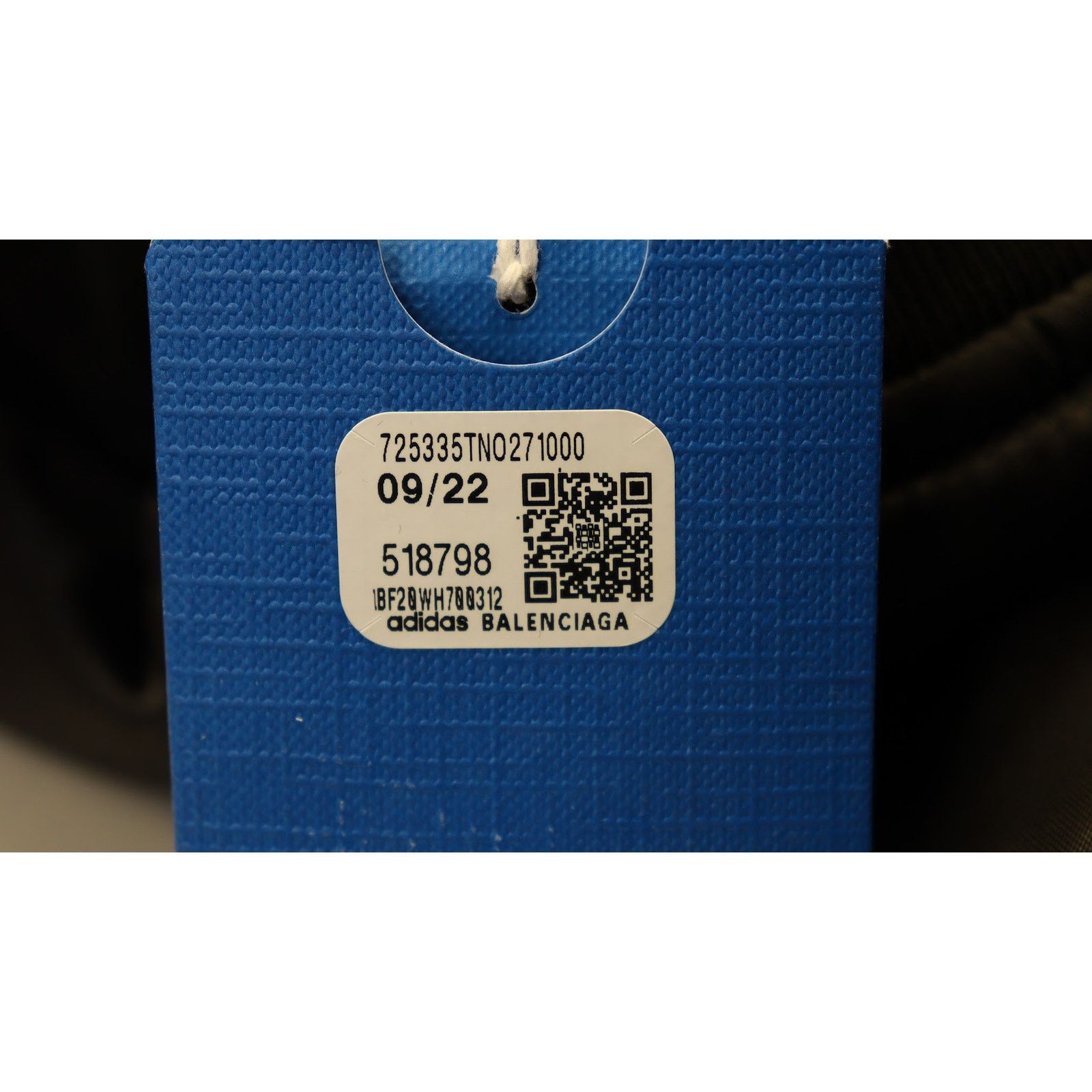 Adidas × Balenciaga o1rshd1 Light Bomber Nylon in Black Size US L / EU 52-54 / 3 - 15 Thumbnail