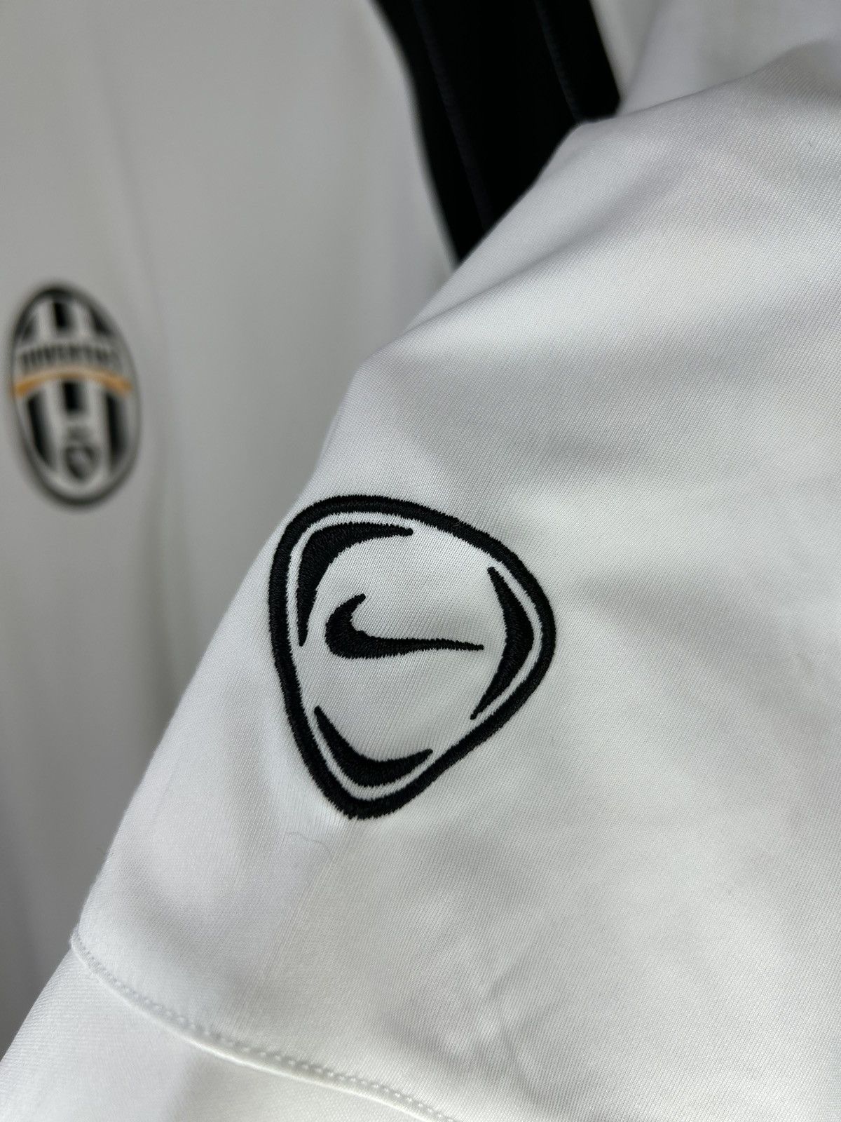 Nike Nike Juventus 2005-2006 Soccer Jersey Size US XXL / EU 58 / 5 - 7 Thumbnail