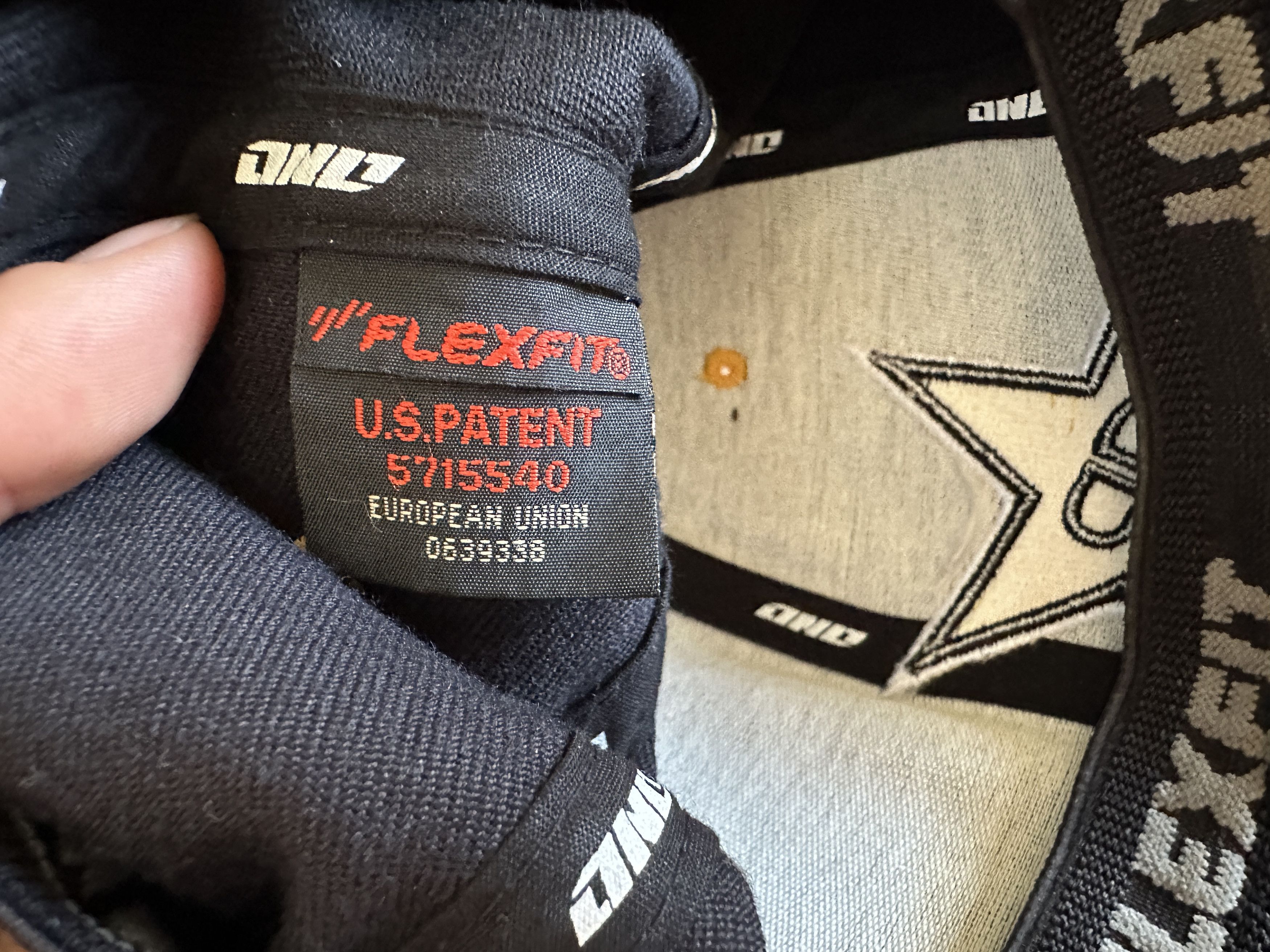 Rockstar Games × Vintage Vintage Rockstar Energy Drink Flexfit Black Snapback Cap Size ONE SIZE - 8 Thumbnail