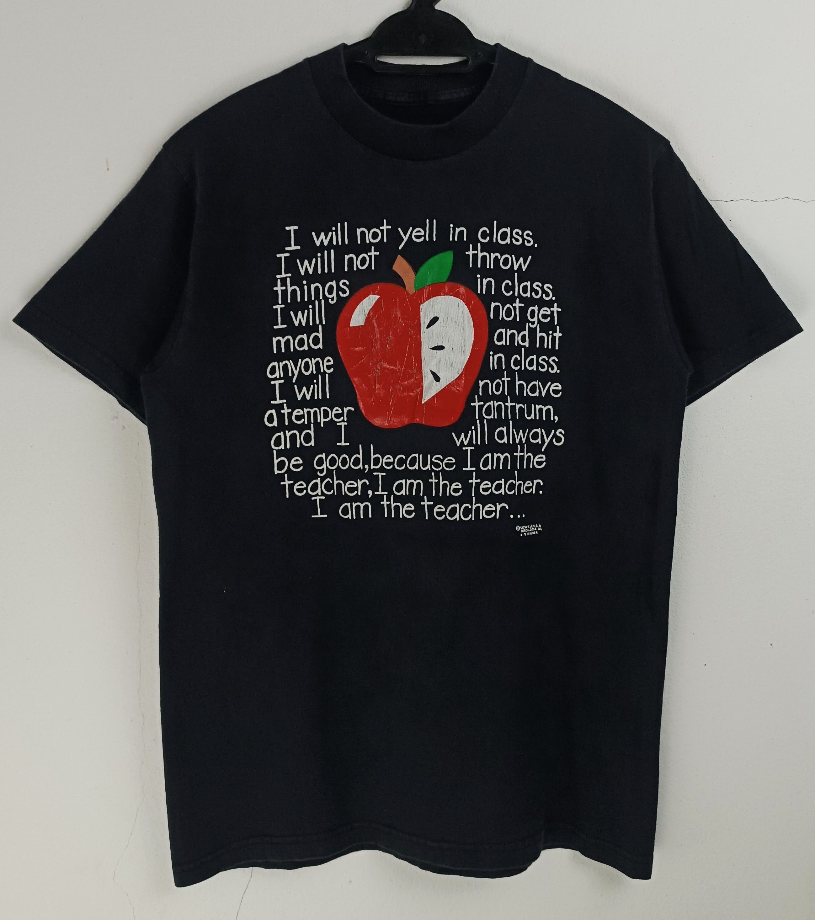 Vintage VINTAGE 90'S APPLE I AM A TEACHER QUOTE FUNNY VERY RARE TEE Size US S / EU 44-46 / 1 - 3 Thumbnail