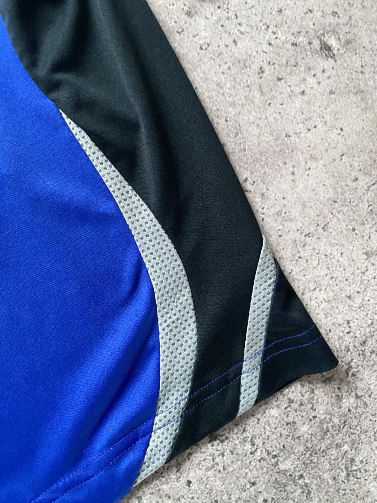 Adidas Adidas Grasshopper Club Zurich Jersey Football Shirt Soccer Size US L / EU 52-54 / 3 - 12 Thumbnail