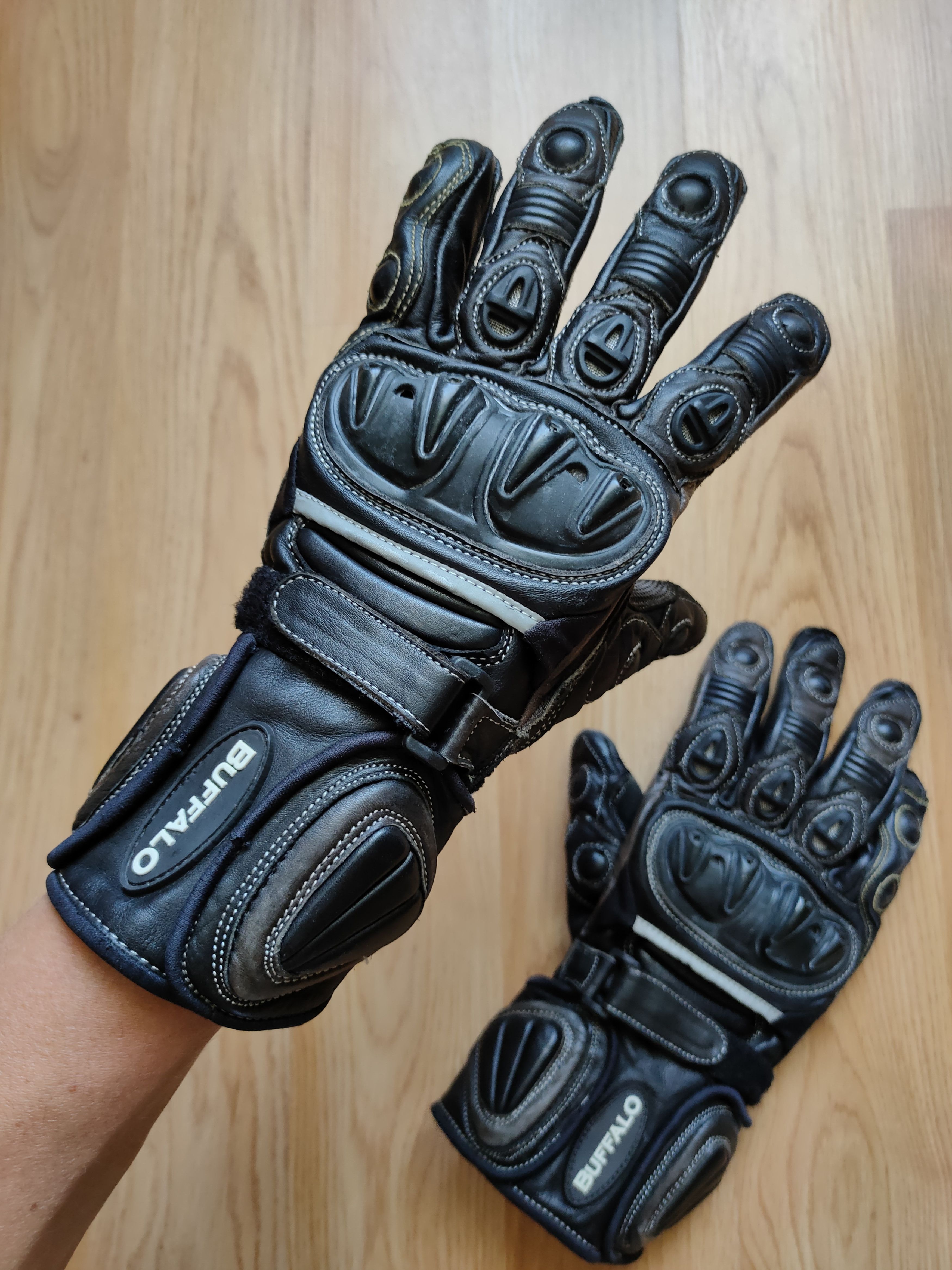 BUFFALO BOBS Vintage Y2K Motorcycle leather gloves Buffalo motoracing Size ONE SIZE - 3 Thumbnail