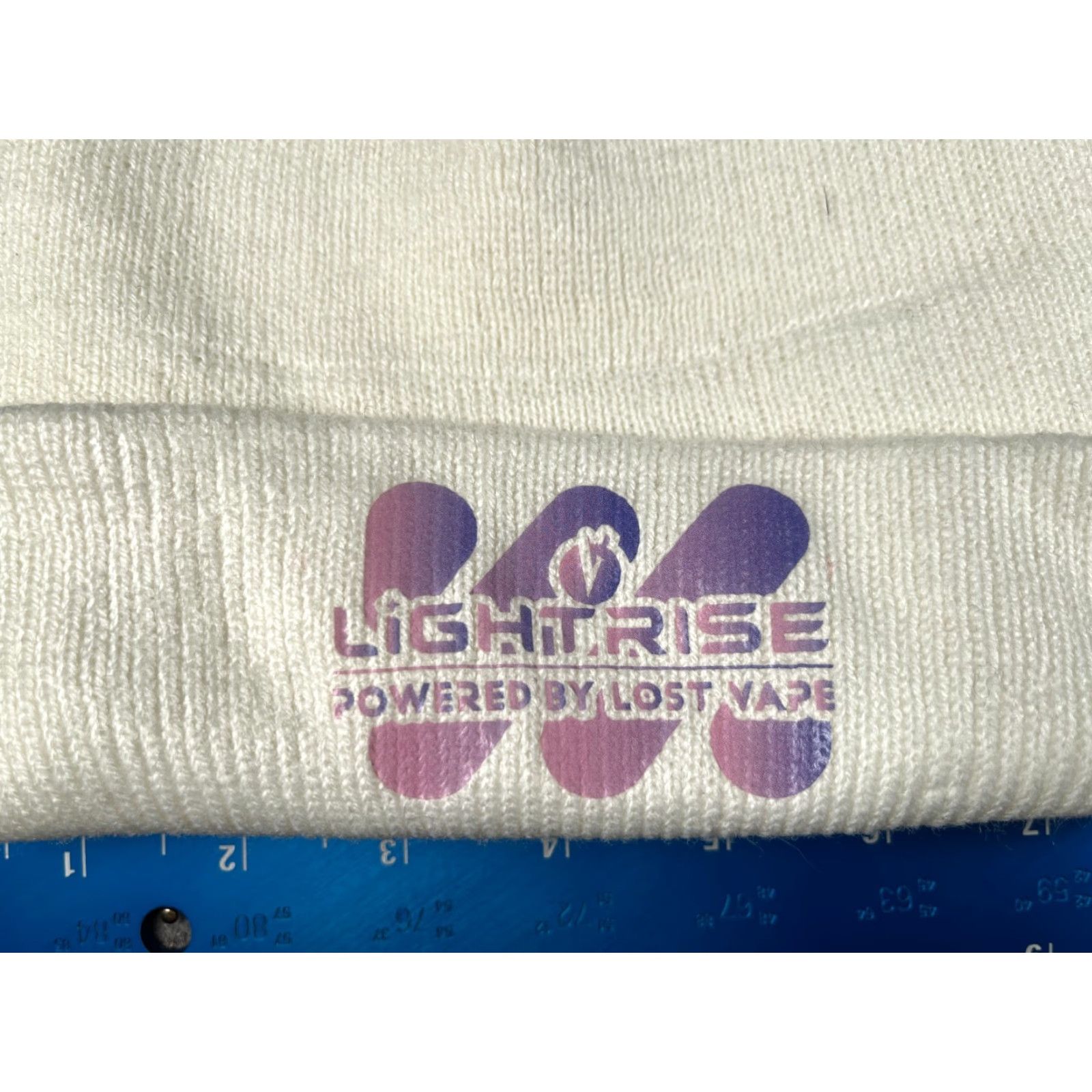 Vintage Light Rise Lost Beanie Toque Adult One Size White Knit 100% Acrylic Winter Ski Size ONE SIZE - 3 Thumbnail