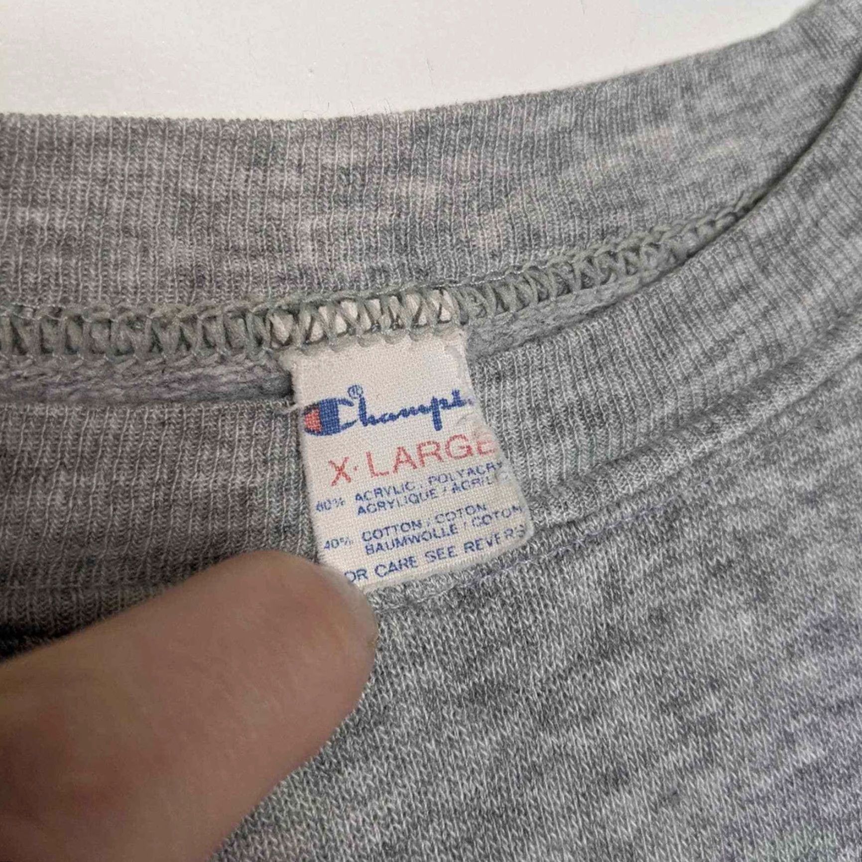 Champion VINTAGE Champion Raglan Logo Spellout Sweatshirt Distressed Paint Splatter Gray XL Unisex Adults Pullover Sweatshirt Size US XL / EU 56 / 4 - 3 Thumbnail