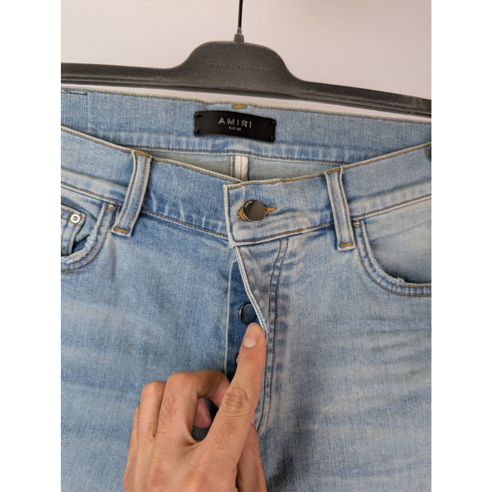 Amiri o1rshd1 Ultrasuede MX1 Denim Jeans in Surf Indigo Blue Size US 33 - 7 Thumbnail