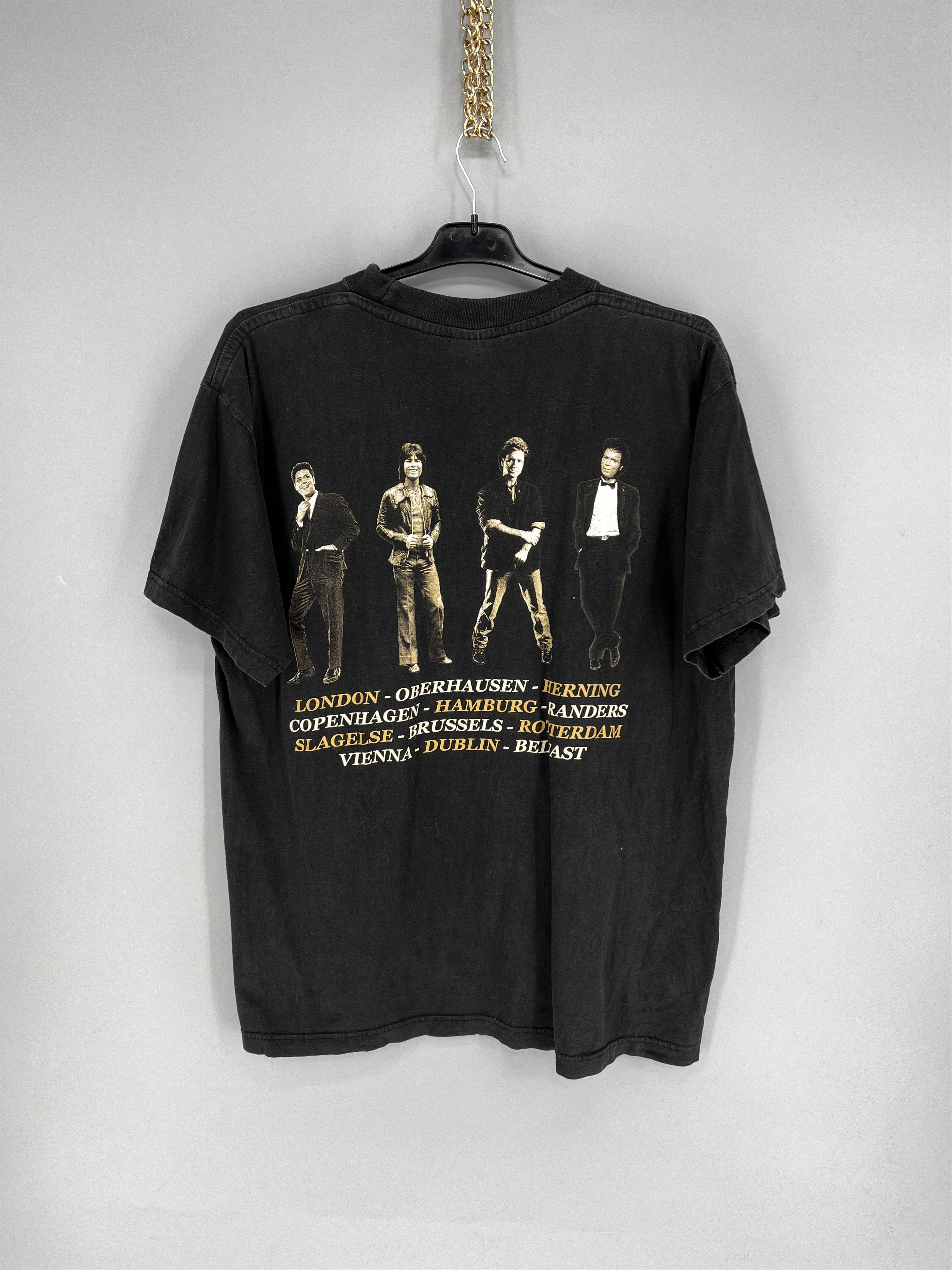 Band Tees Vintage Cliff Richard T Shirt Australia NZ Anniversary 1998 Size US L / EU 52-54 / 3 - 9 Thumbnail