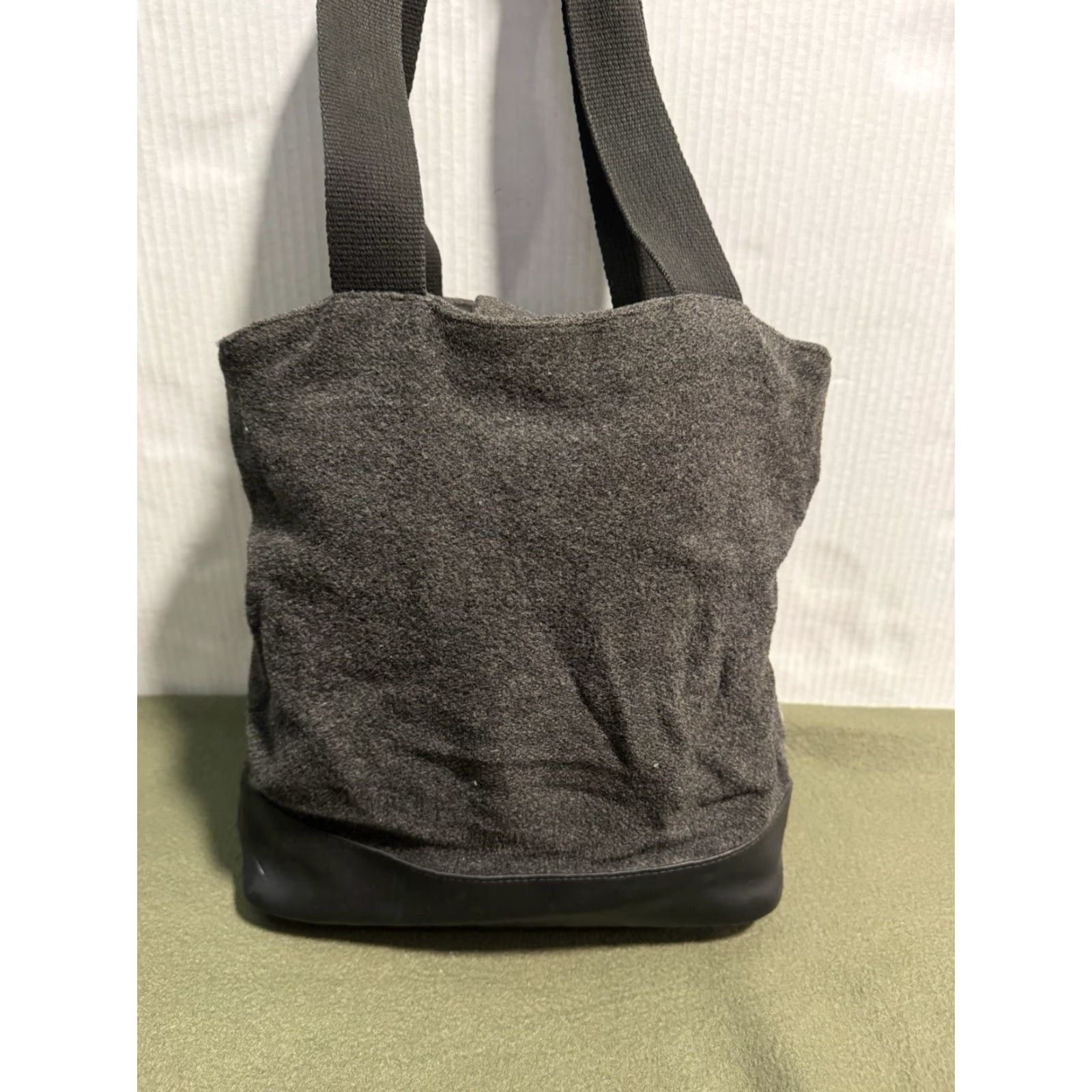 Vintage VINTAGE Polo Sport Ralph Lauren Wool Blend Tote Bag Grey 90s Y2K Streetwear Womens Medium Black Gray Logo Wool Exterior Knit Travel Casual Tote Size ONE SIZE - 3 Thumbnail