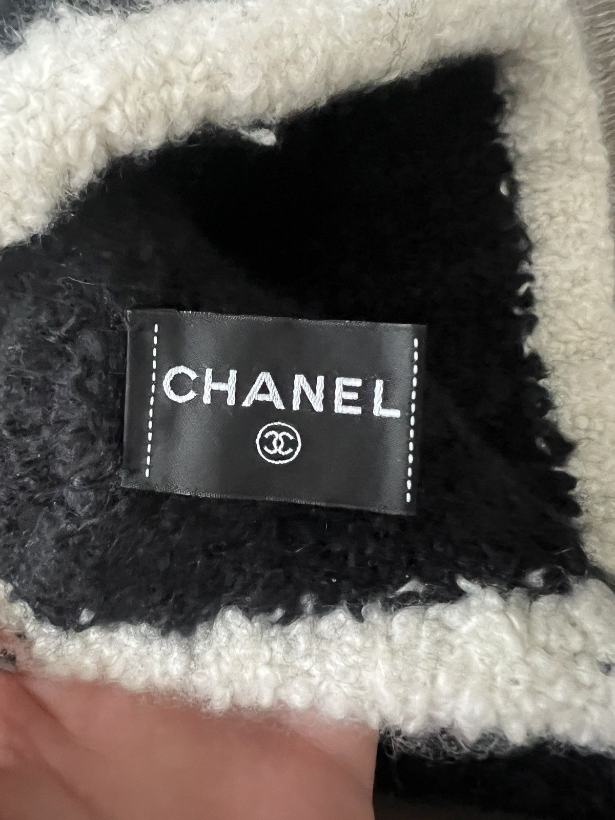 Chanel Cashmere CC Beanie Size ONE SIZE - 4 Thumbnail