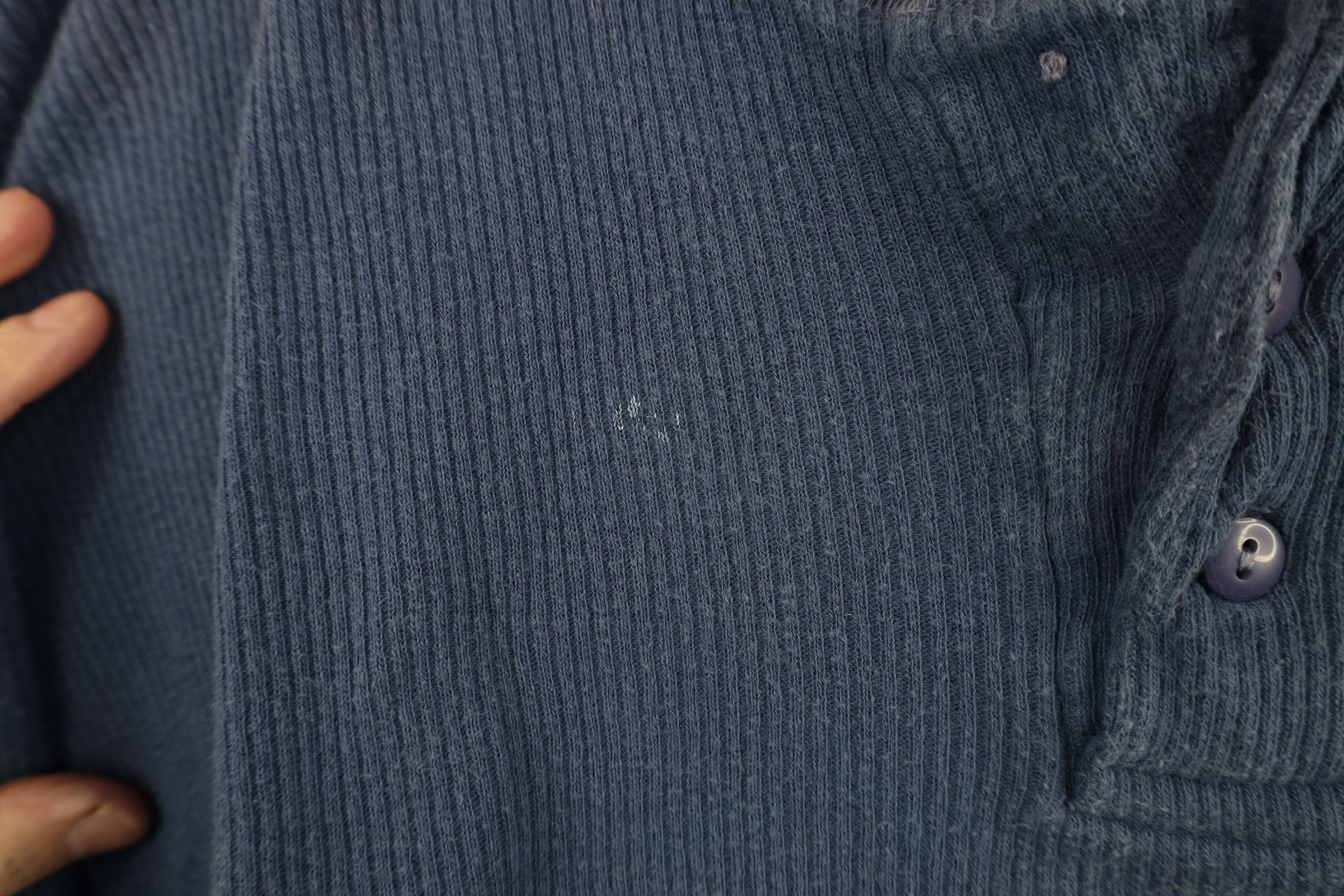 Vintage Vintage 90s Broncos Football Ribbed Knit Henley T-Shirt Size US L / EU 52-54 / 3 - 6 Thumbnail