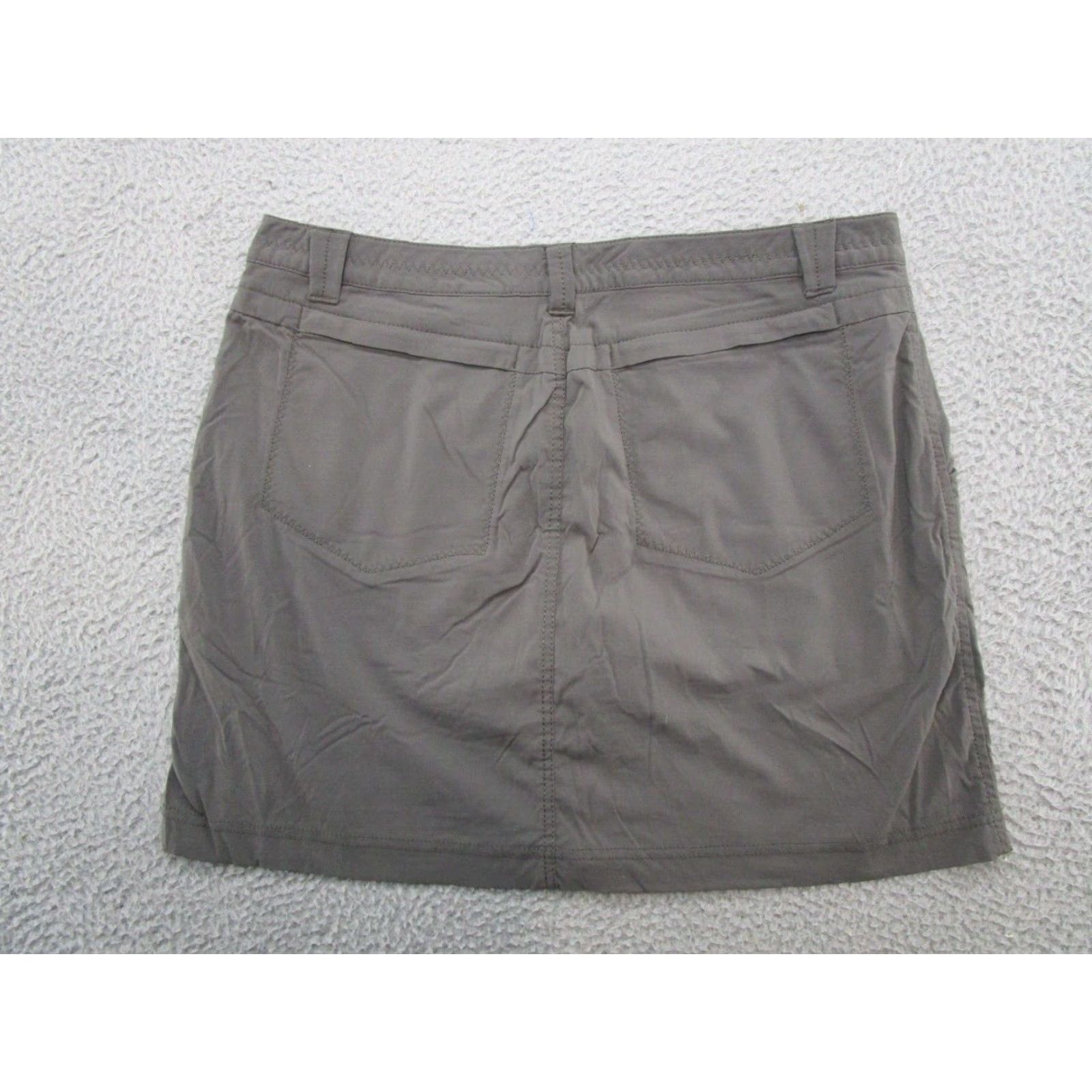 Eddie Bauer Eddie Bauer Women's A Line Nylon Travex Skirt Skort SZ 12 Stretch Outdoor Hiking Gray Denim Pattern Solid Knee Length Casual Men? Size 34" / US 12 / IT 48 - 7 Thumbnail