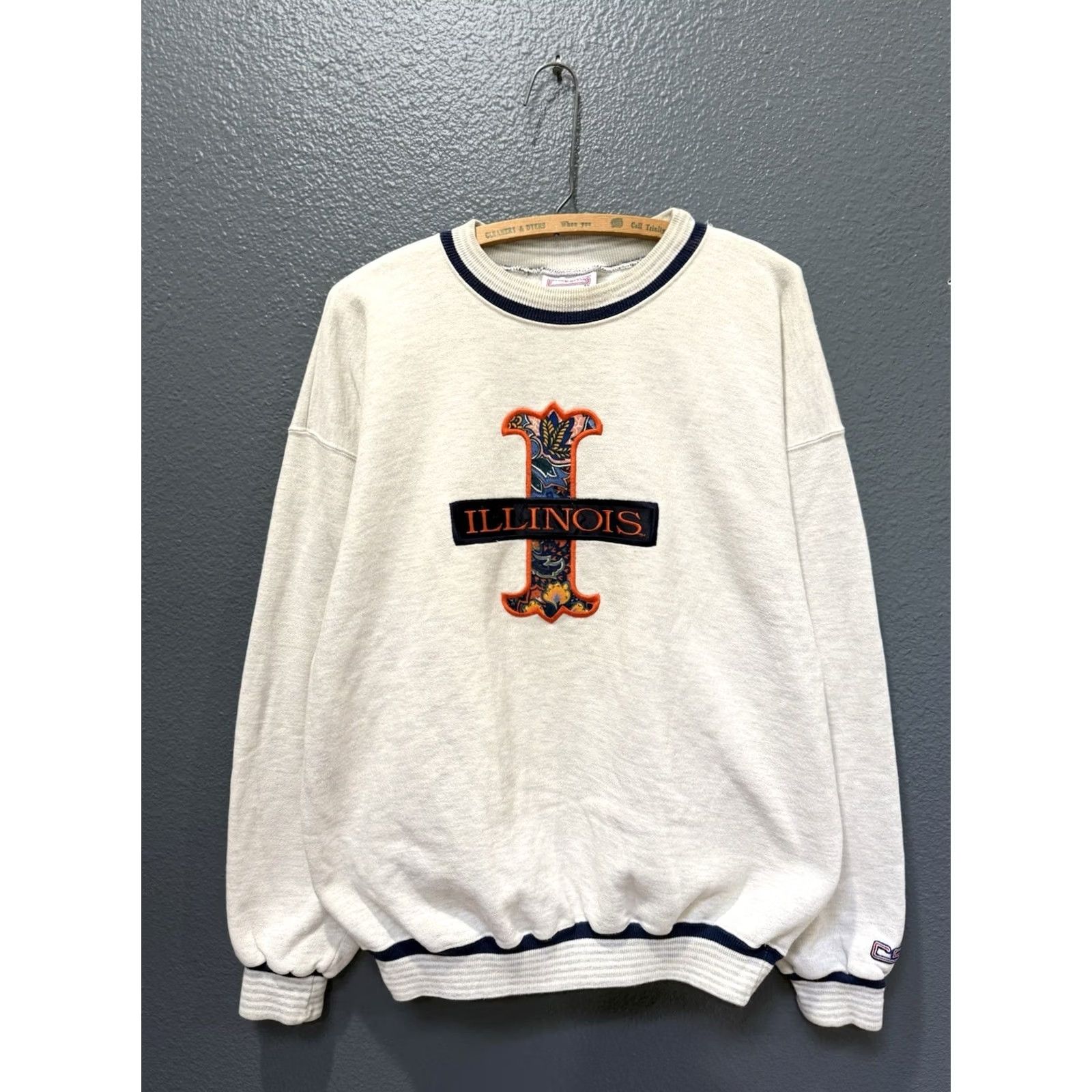 Vintage VINTAGE University Of Illinois Chicago Sweatshirt XL Gray 90’s Men’s Size US XL / EU 56 / 4 - 3 Thumbnail