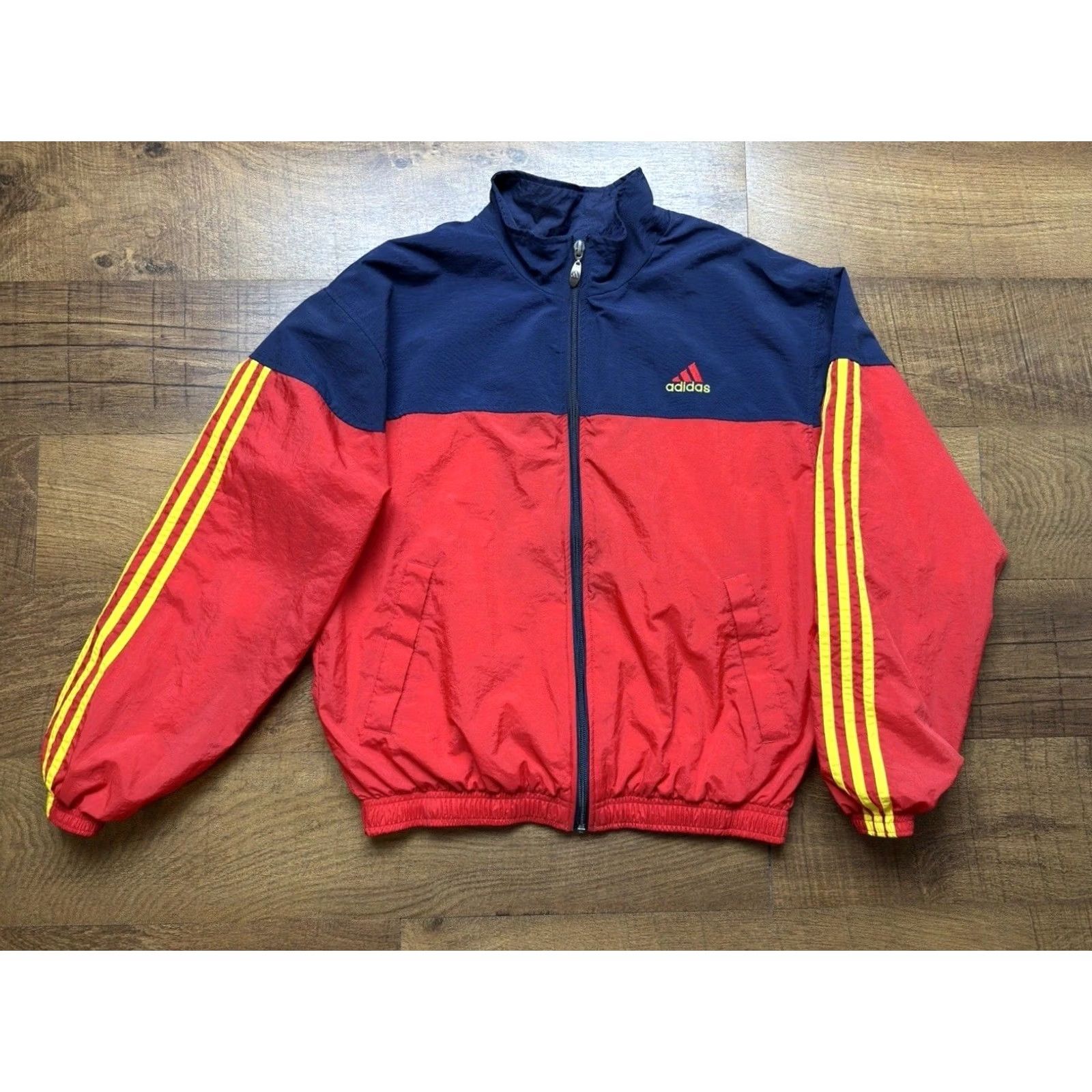 Adidas VINTAGE adidas 3 Stripe Full Zip Up Windbreaker Jacket Mens Small Red / Blue Size US S / EU 44-46 / 1 - 2 Thumbnail