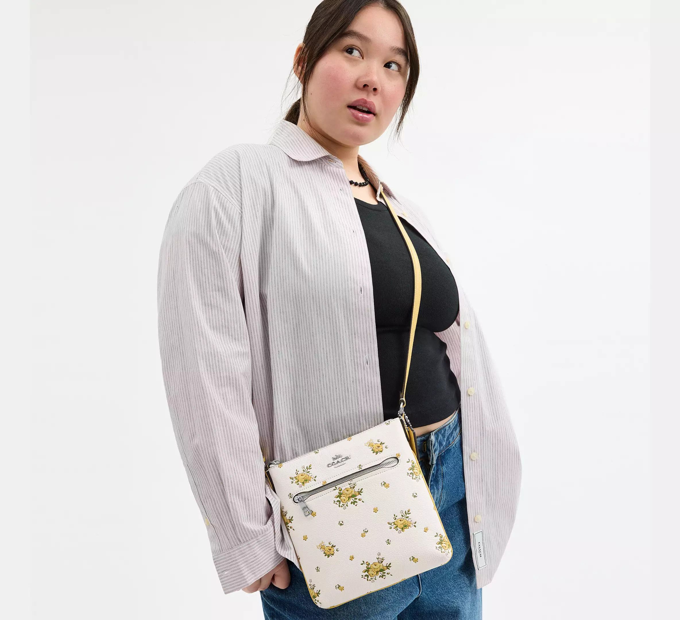 Coach NWT Coach Mini Rowan File Bag With Floral Print CAQ08 Size ONE SIZE - 8 Thumbnail