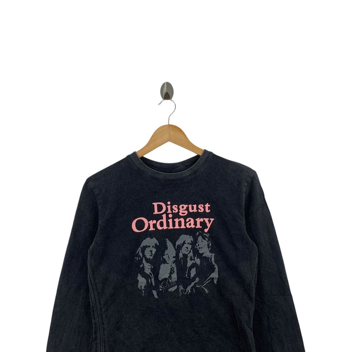 Other DISGUST ORDINARY BAND Stone Faded Design Tee Shirt Top Size S / US 4 / IT 40 - 2 Thumbnail