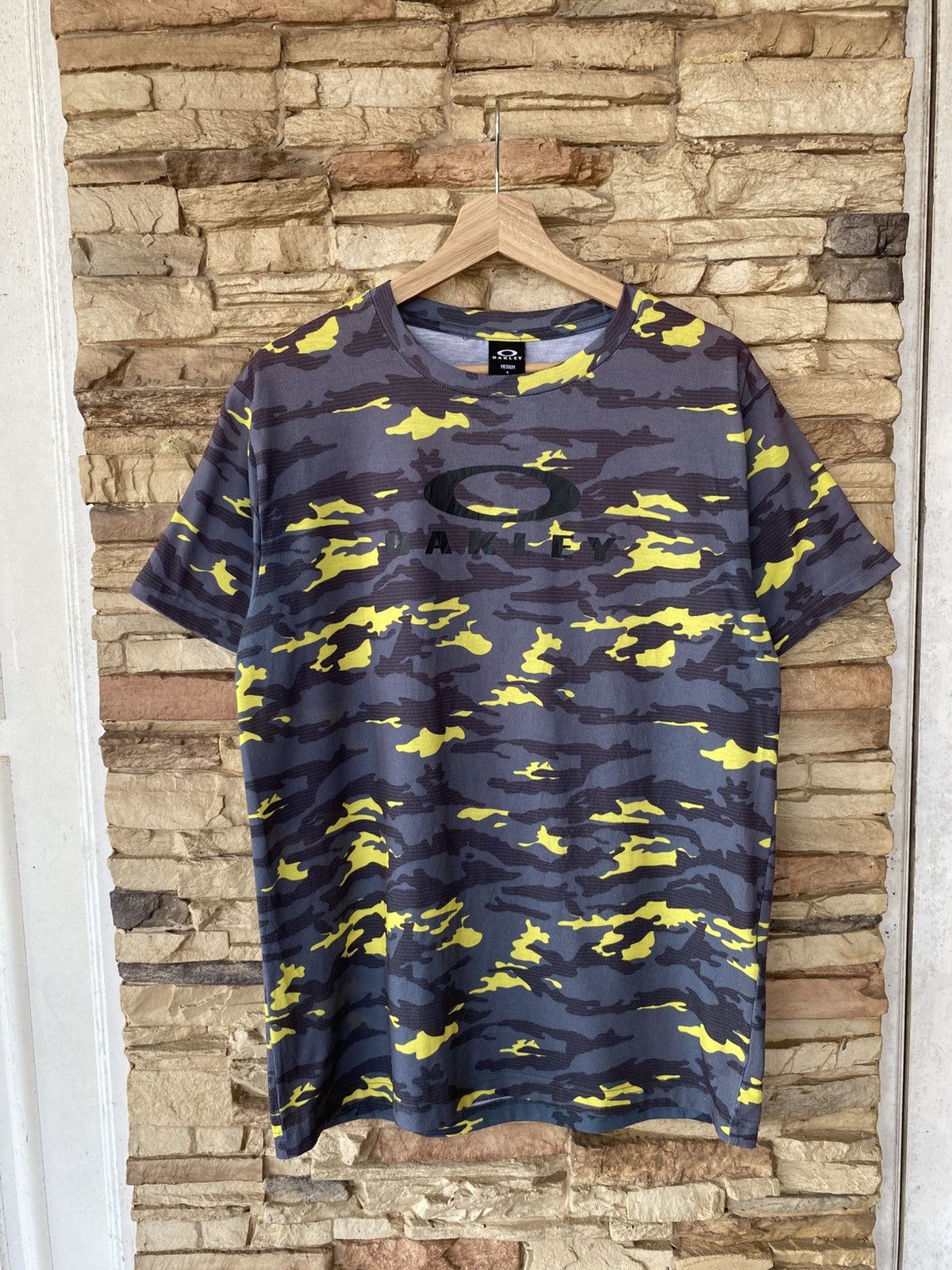 Oakley Oakley Camouflage Grey Blackout Yellow Short Sleeve Tees Size US M / EU 48-50 / 2 - 1 Thumbnail