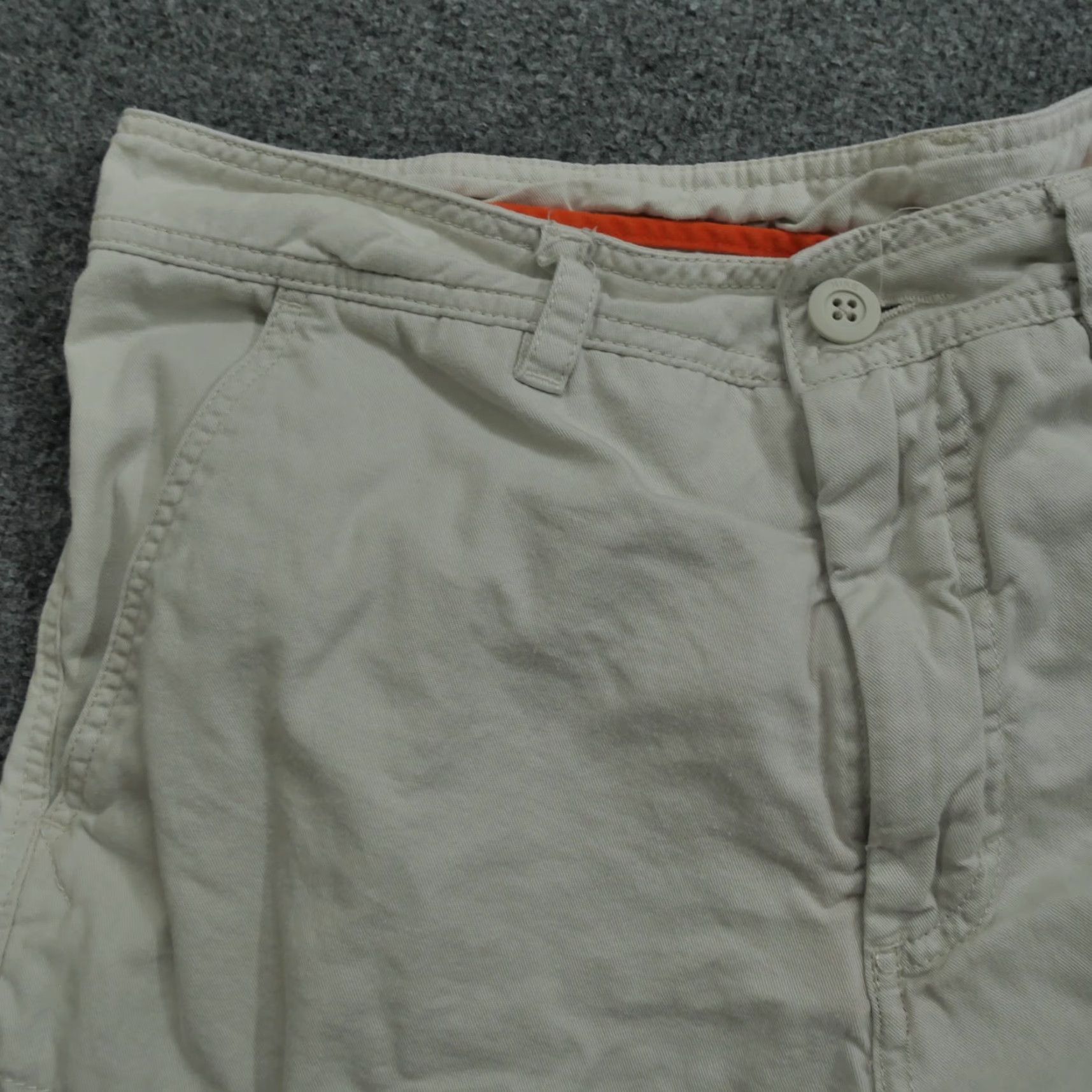 Nike VINTAGE Nike Cargo Shorts Mens 30 Beige Tan Cotton Casual Athletic Dept Shorts Mens 30 Beige Cargo Pocket Relaxed 11in Inseam Summer Men Size US 34 / EU 50 - 4 Thumbnail