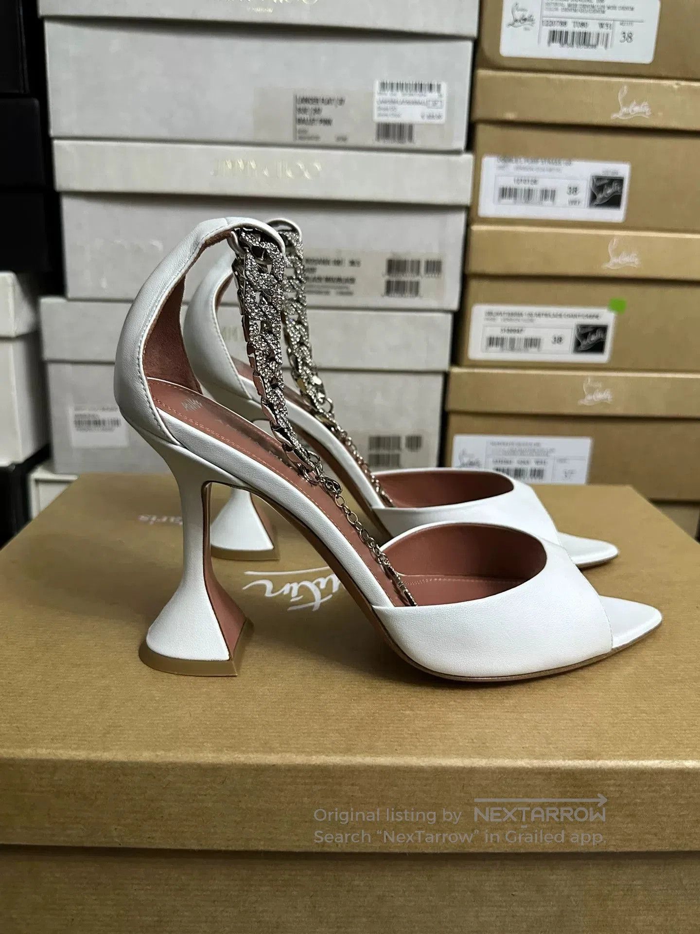 Amina Muaddi Amina Muaddi White Chain Heels. Size US 6 / IT 36 - 4 Thumbnail