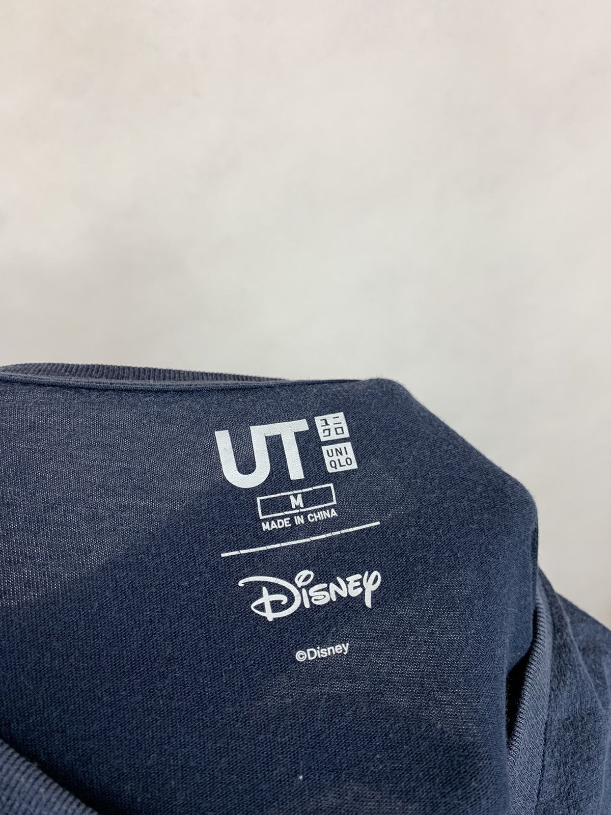 Disney Steals! Uniqlo Mickey Mouse Disney Embroided Pocket Tee Size US M / EU 48-50 / 2 - 7 Thumbnail