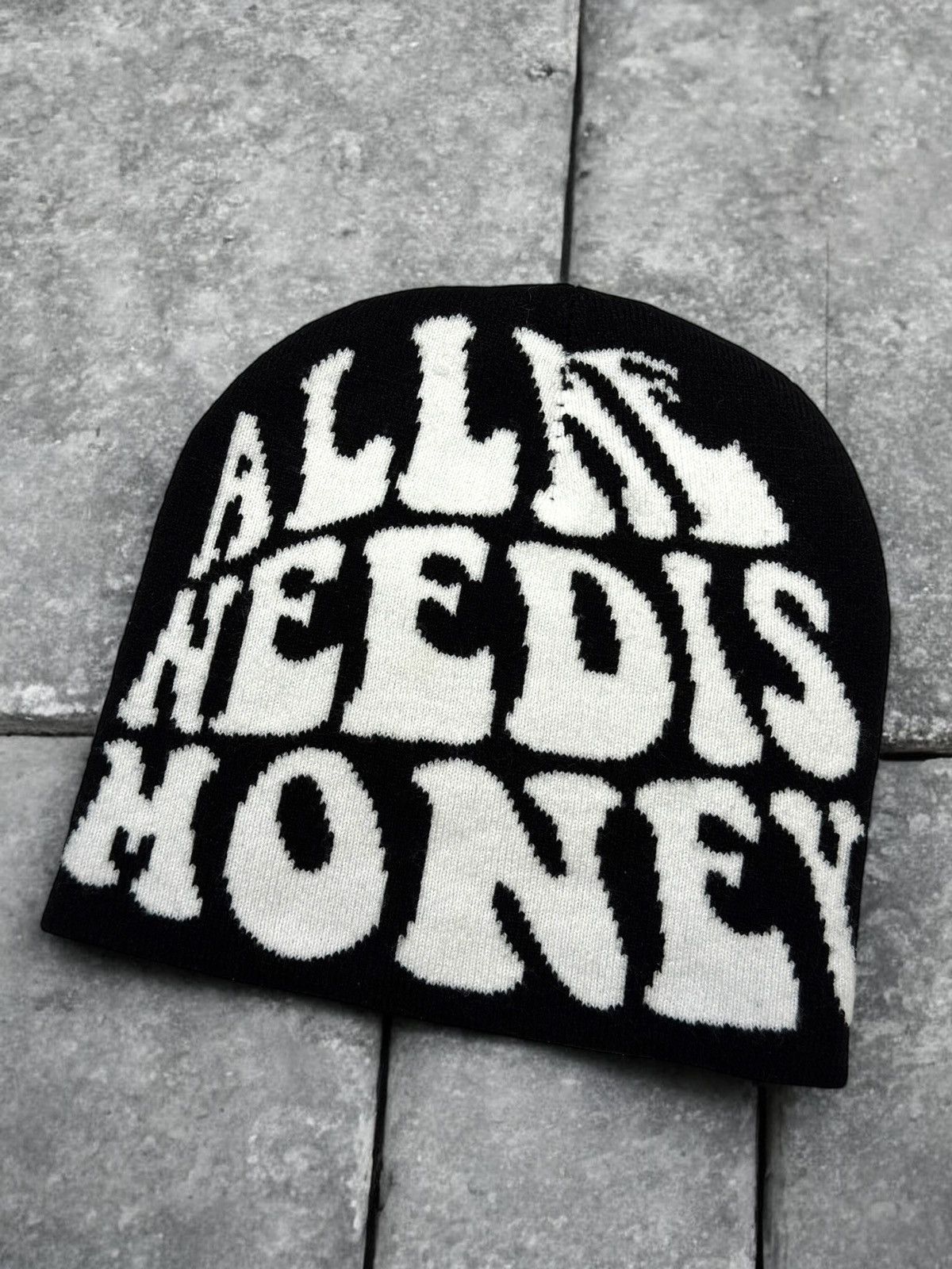 Vintage All we need is money beanie hat swag streetwear skater sk8 Size ONE SIZE - 1 Thumbnail