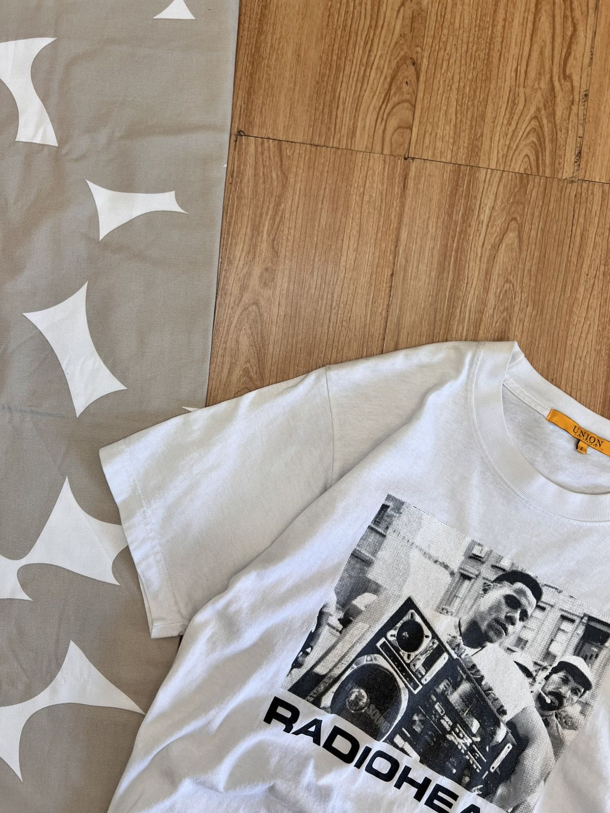 Other Union brand Radiohead Size US M / EU 48-50 / 2 - 2 Thumbnail