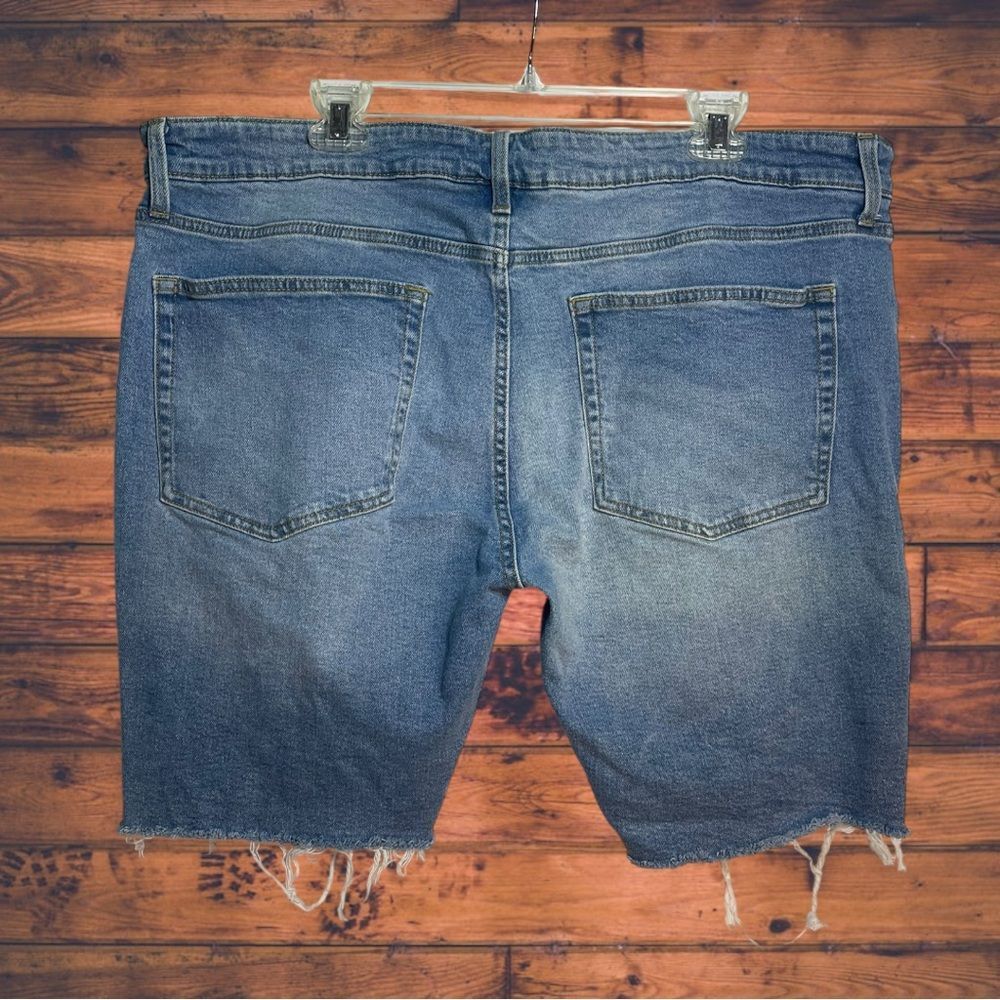 Other No Boundaries Distressed Raw Hem Shorts Size 40 Size US 40 / EU 56 - 2 Thumbnail