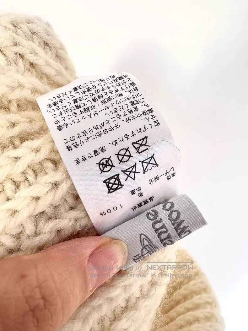 Vivienne Westwood Vivienne Westwood White knitted cat ear hat Size ONE SIZE - 6 Thumbnail
