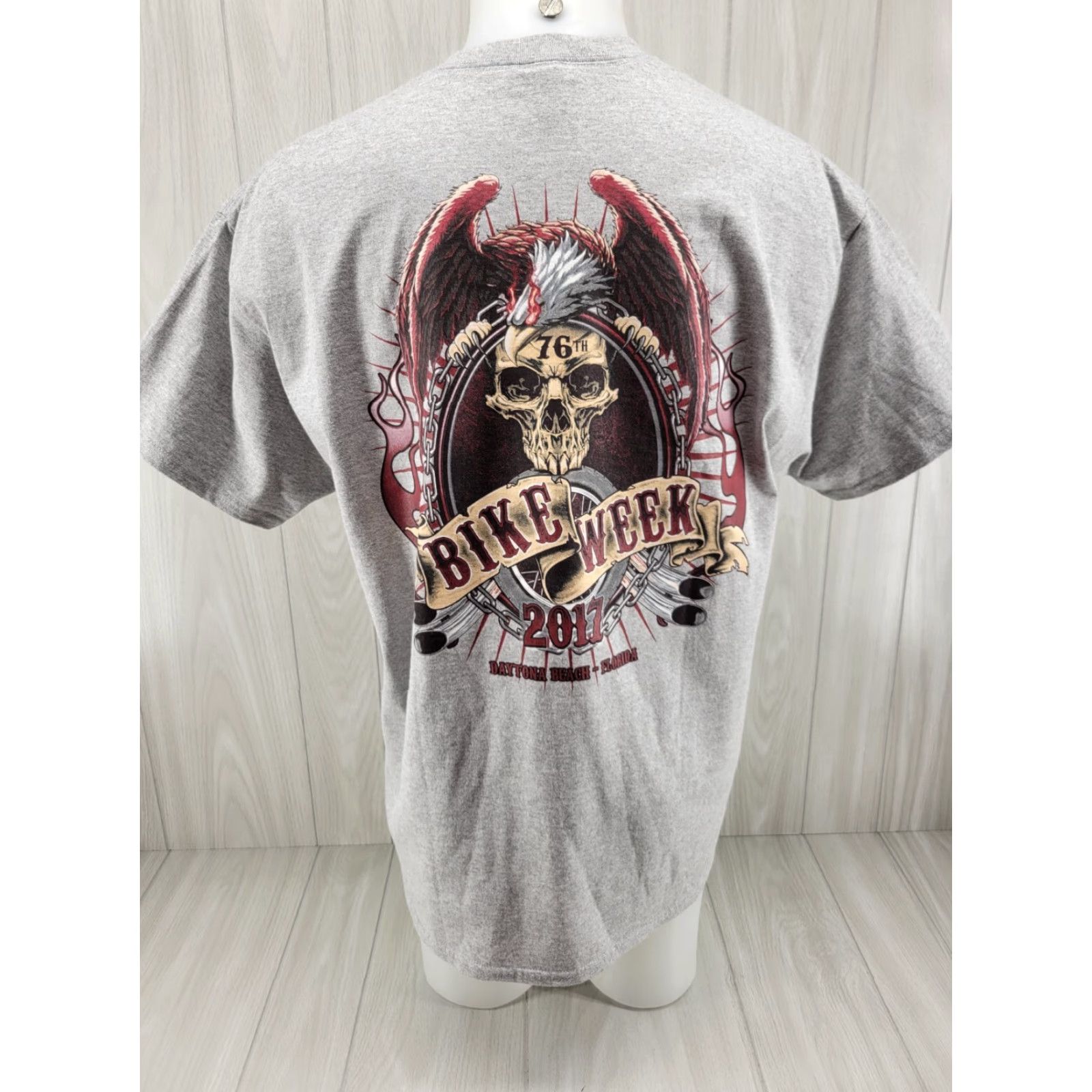 Gildan VINTAGE Mens XL Gray Short Sleeve Daytona Beach 2017 Bike Week Motorcycle T Shirt Gildan Size US XL / EU 56 / 4 - 2 Thumbnail